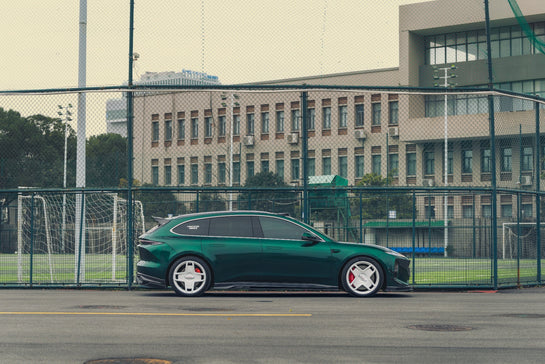 NIO ET5T-001-FG BO02
