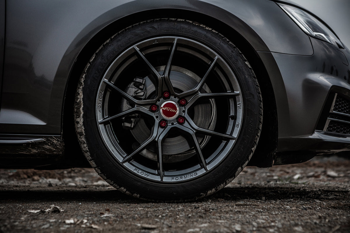 AUDI A4-001-FF 101