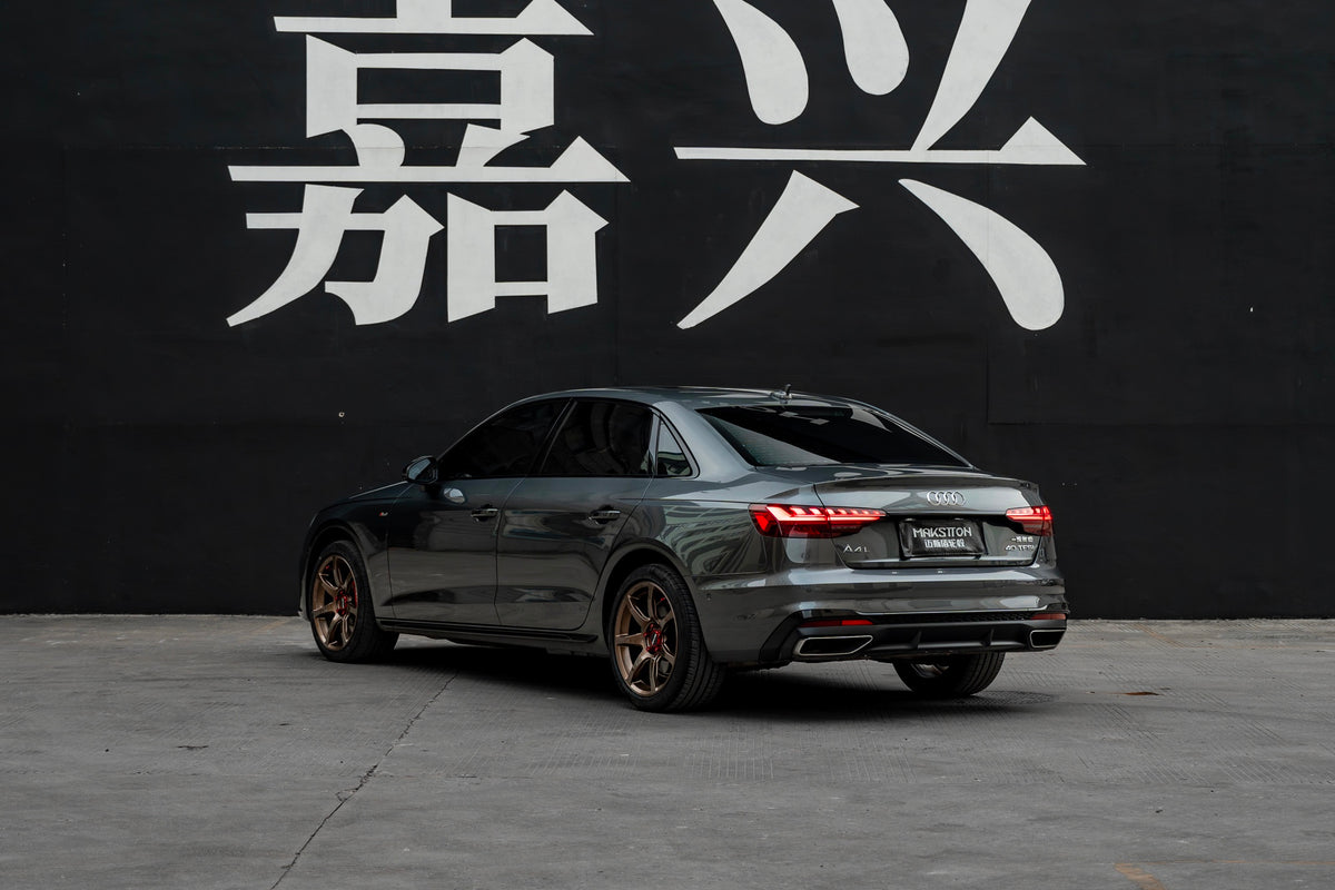 AUDI A4L-003-FF MR7