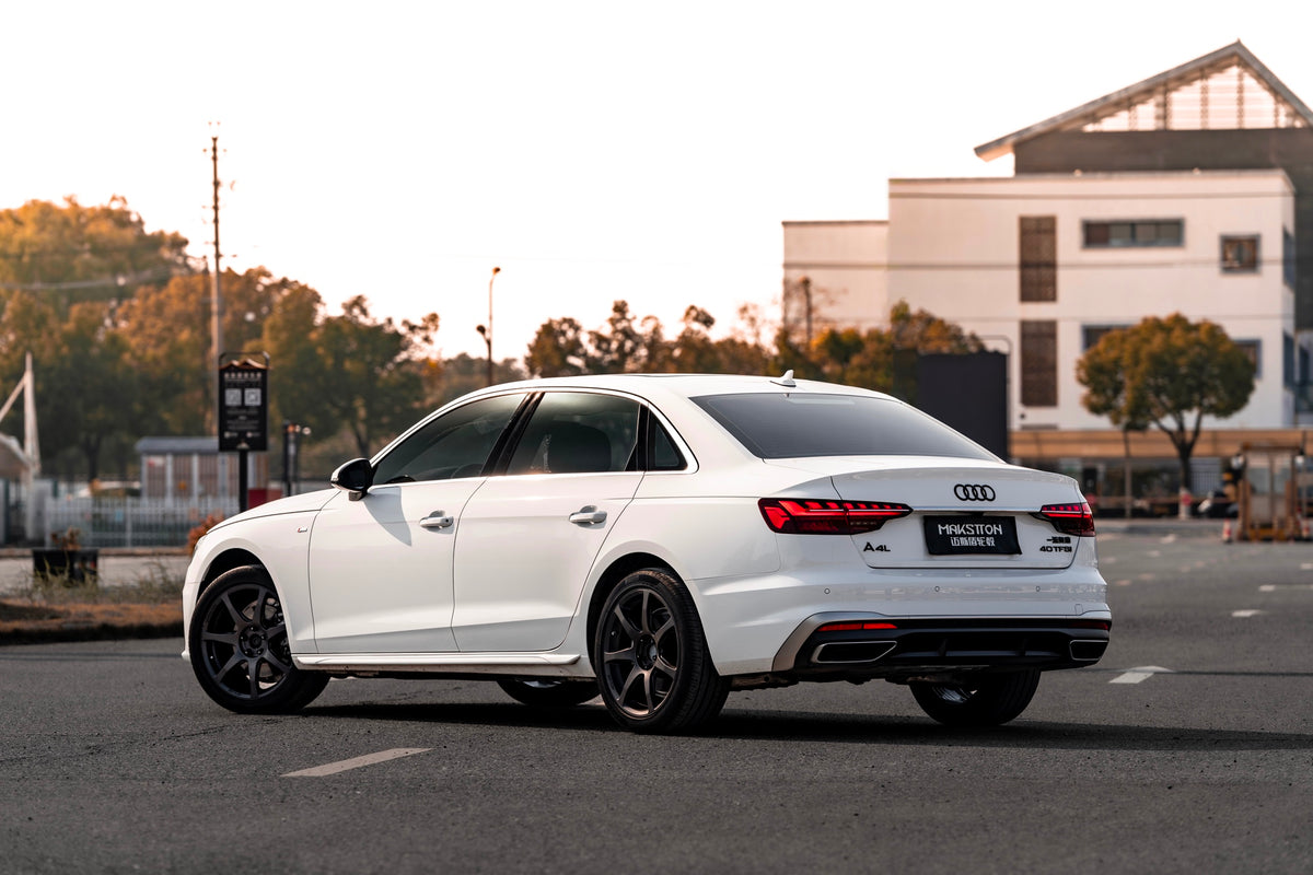 AUDI A4L-005-FF MR7