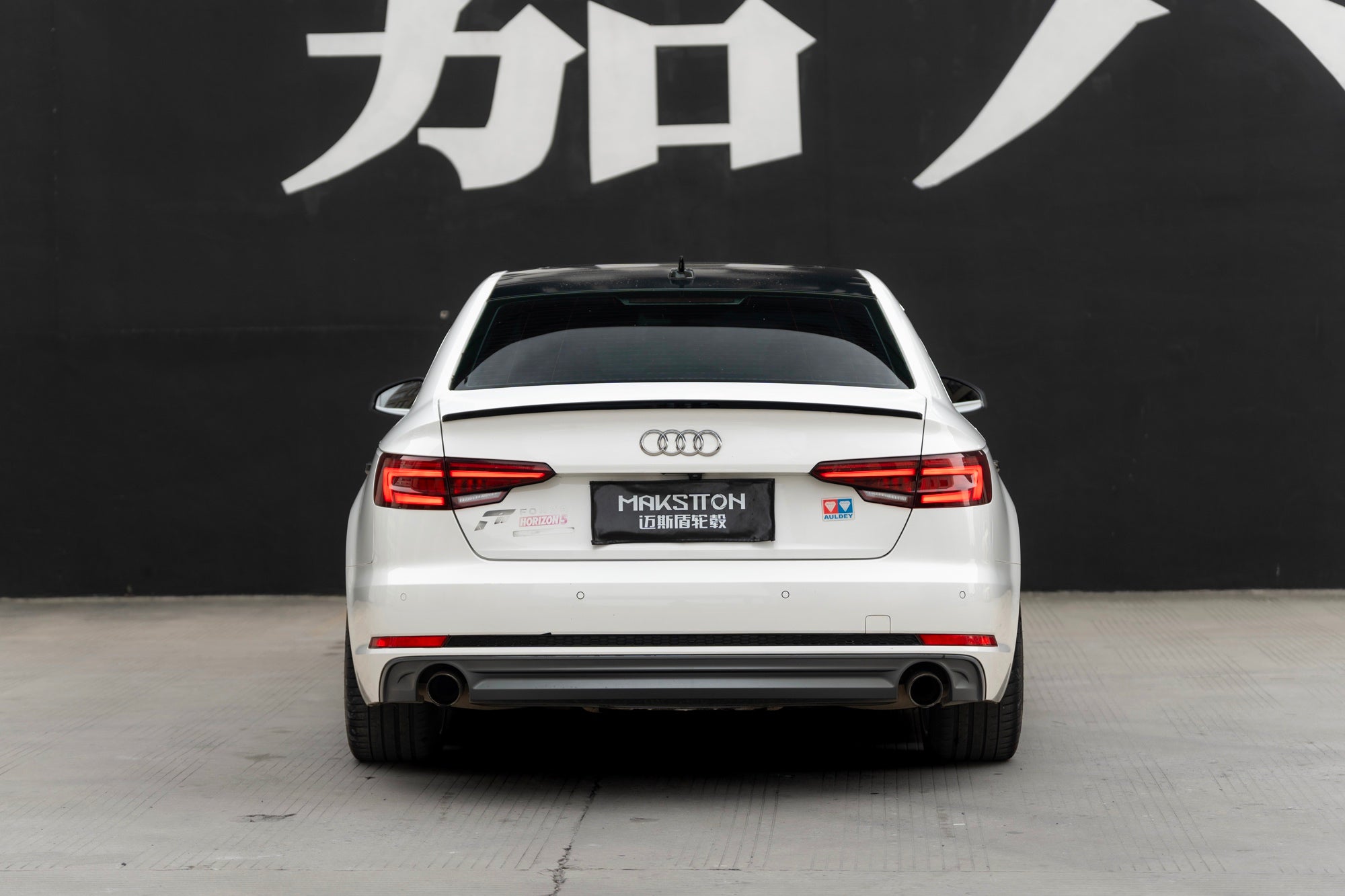 AUDI A4L-005-MST CK70
