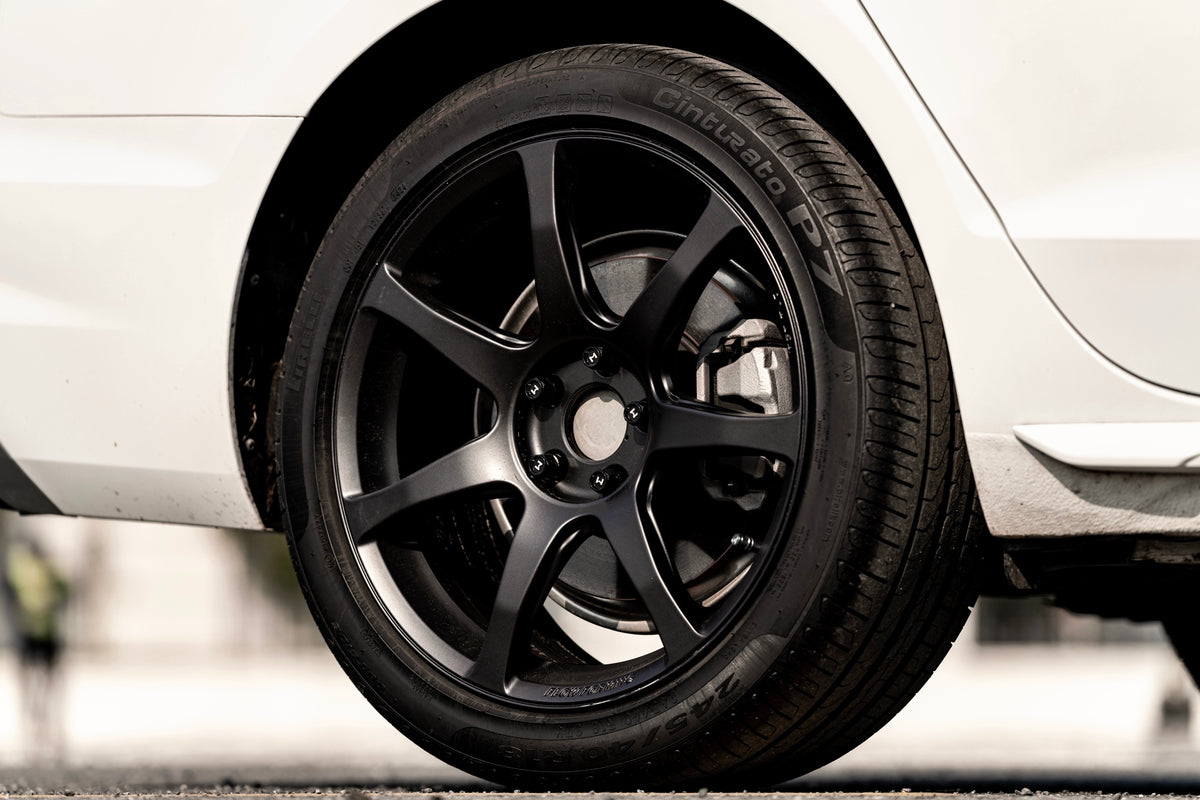 AUDI A4L-006-FF MR7