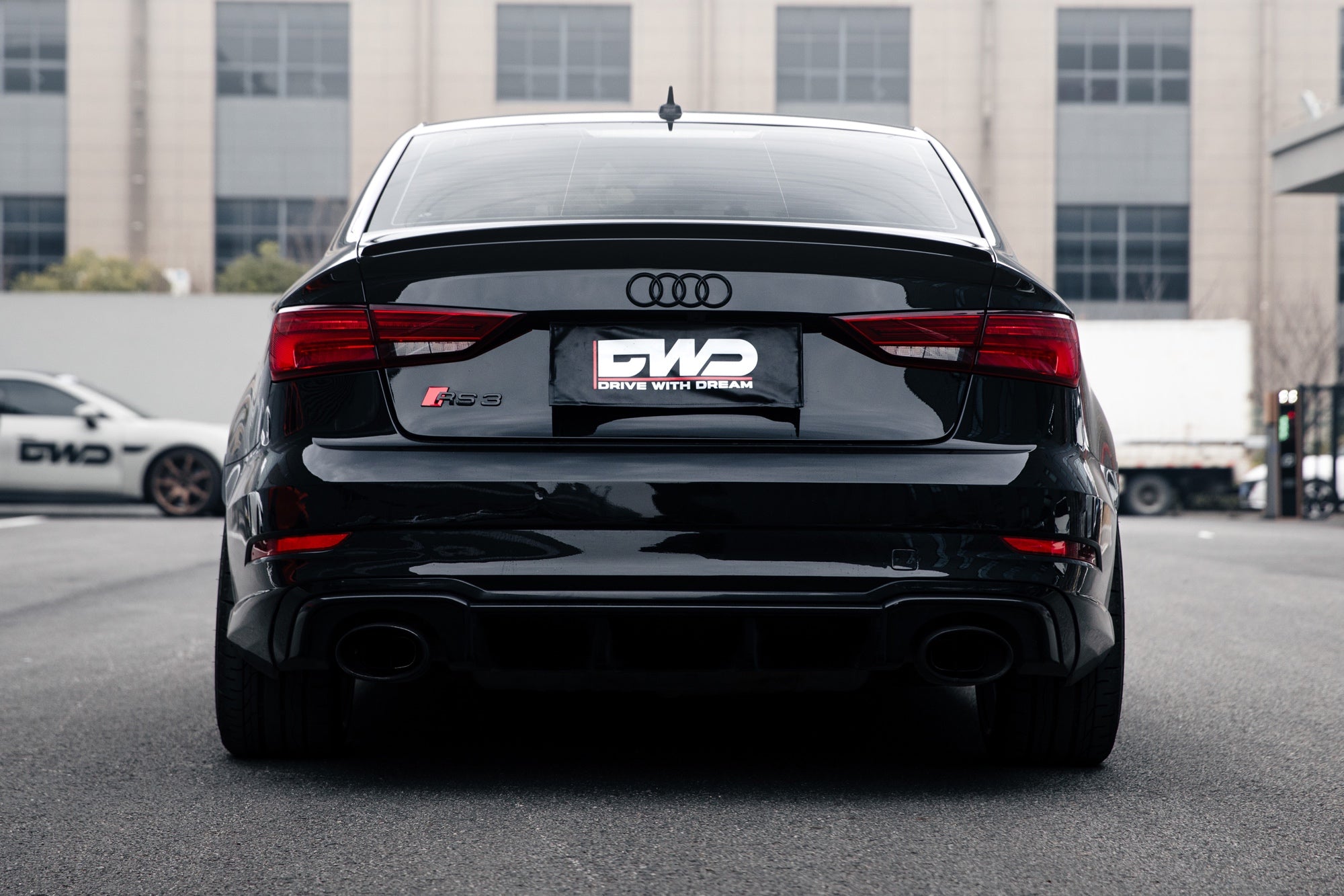 AUDI RS3-005-FF MR7