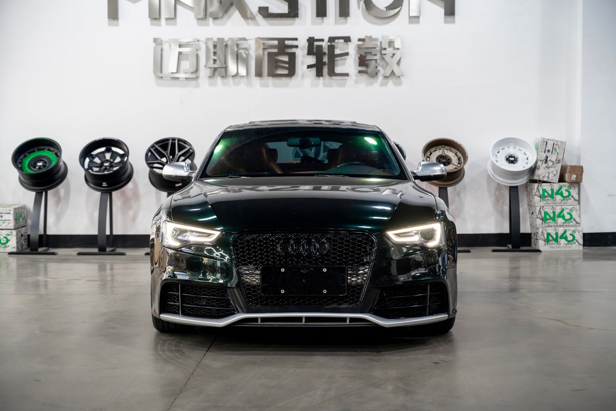AUDI S5-004-MST 715
