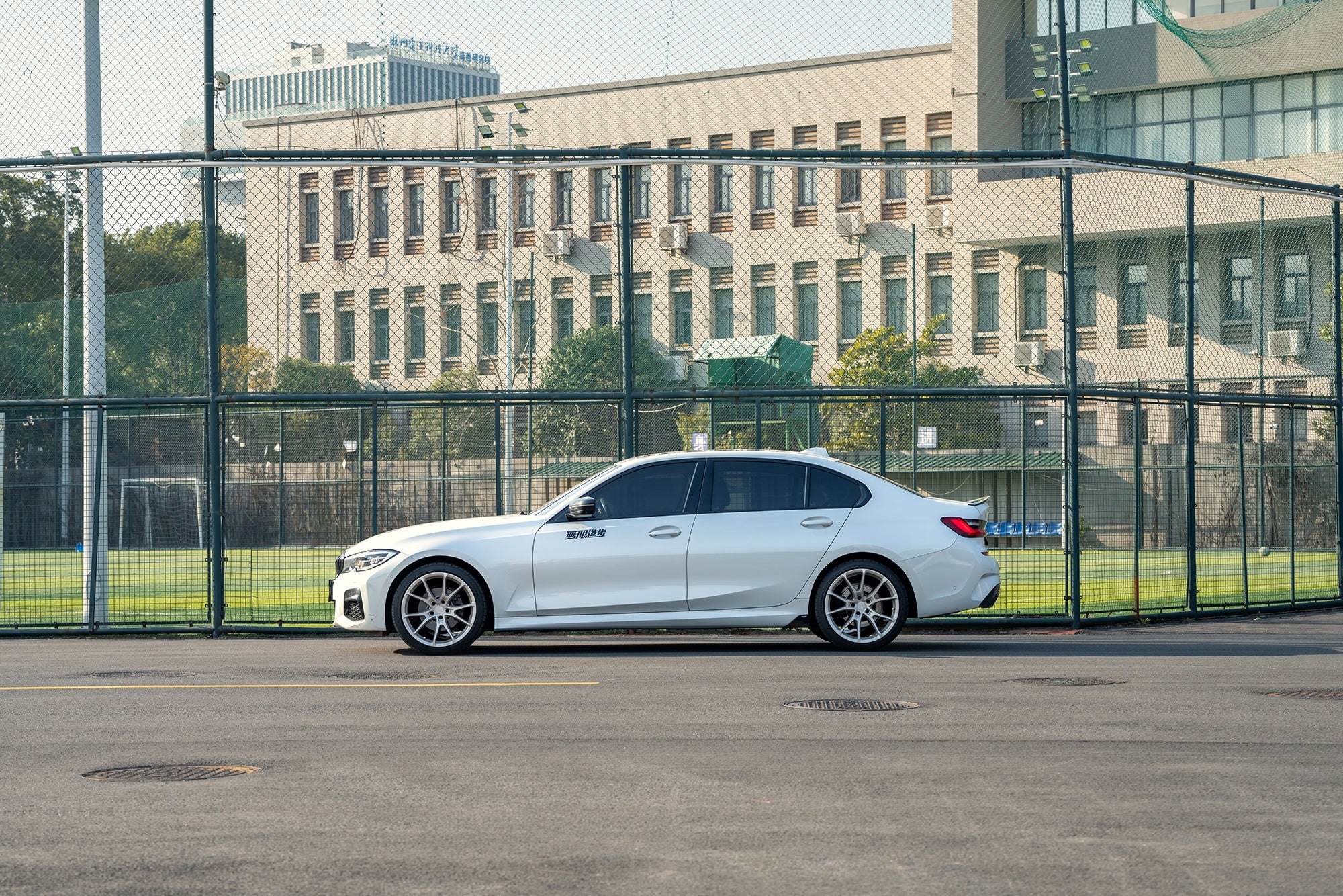 BMW 325LI-001-FG FR9