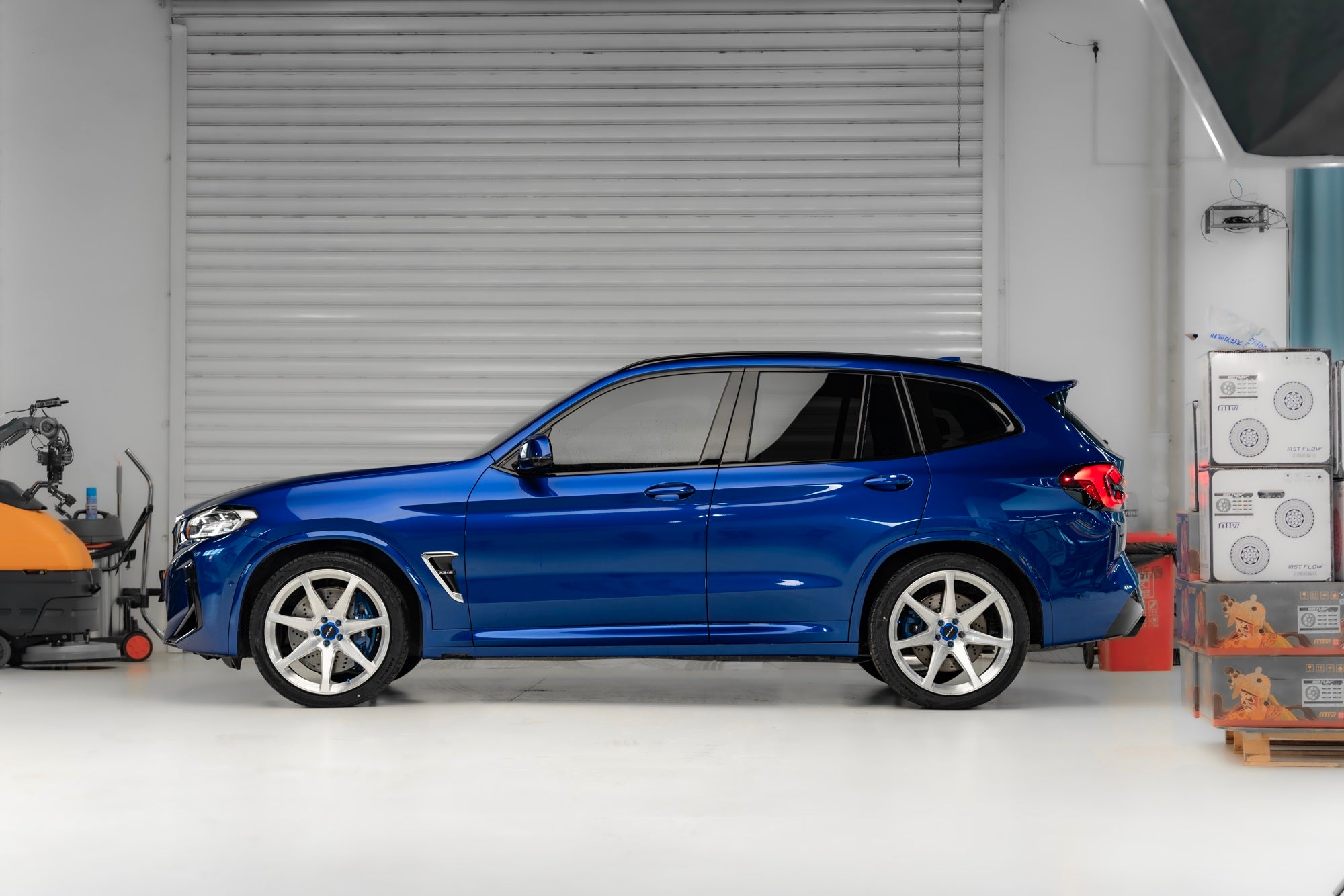 BMW X3M-001-FG MR7