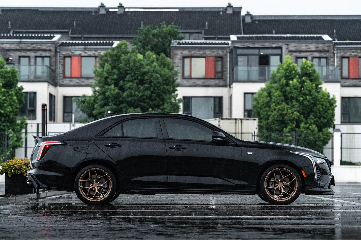 CADILLAC CT4-001-FF FK07