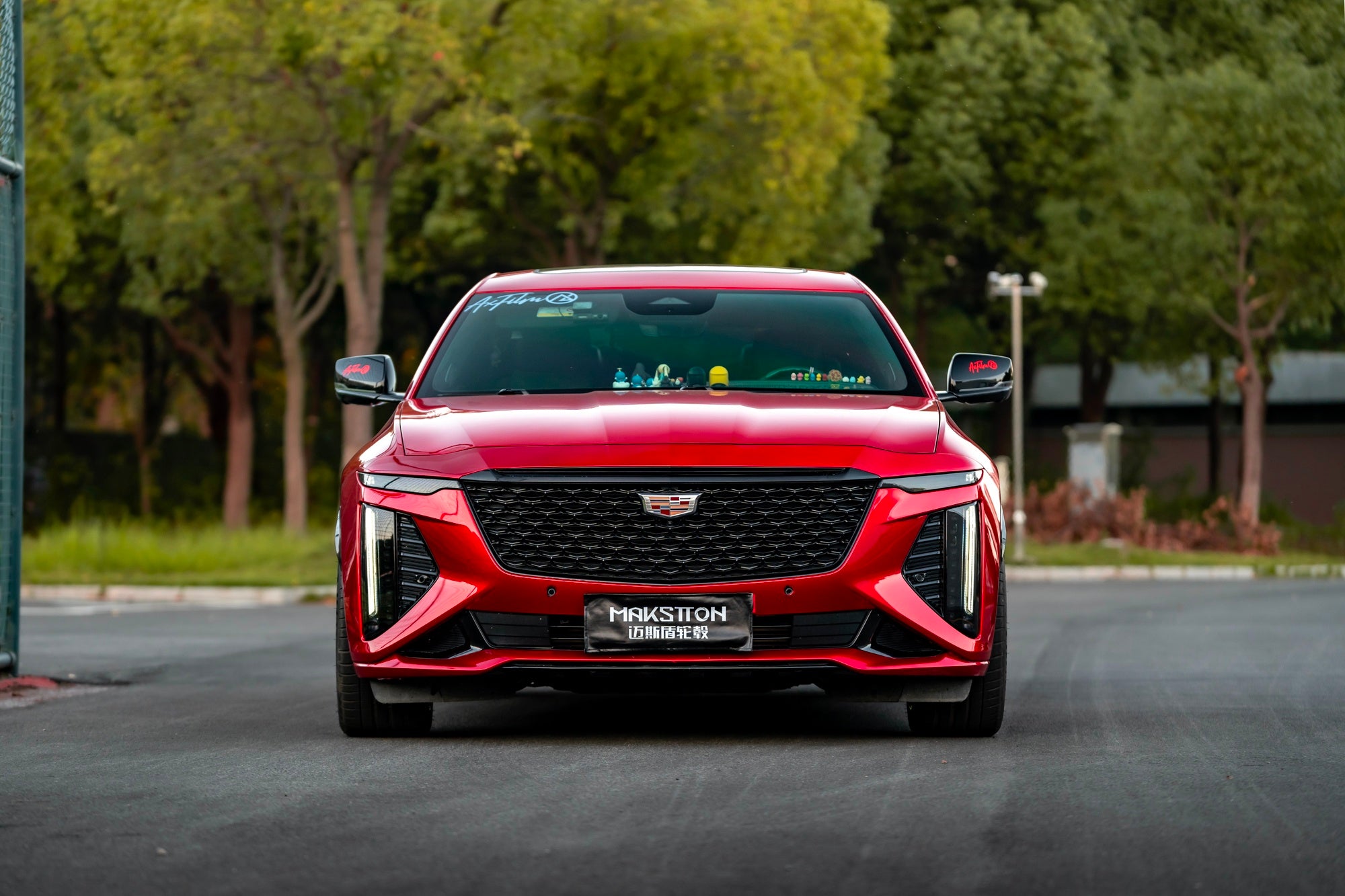 CADILLAC CT6-004-FG MR8