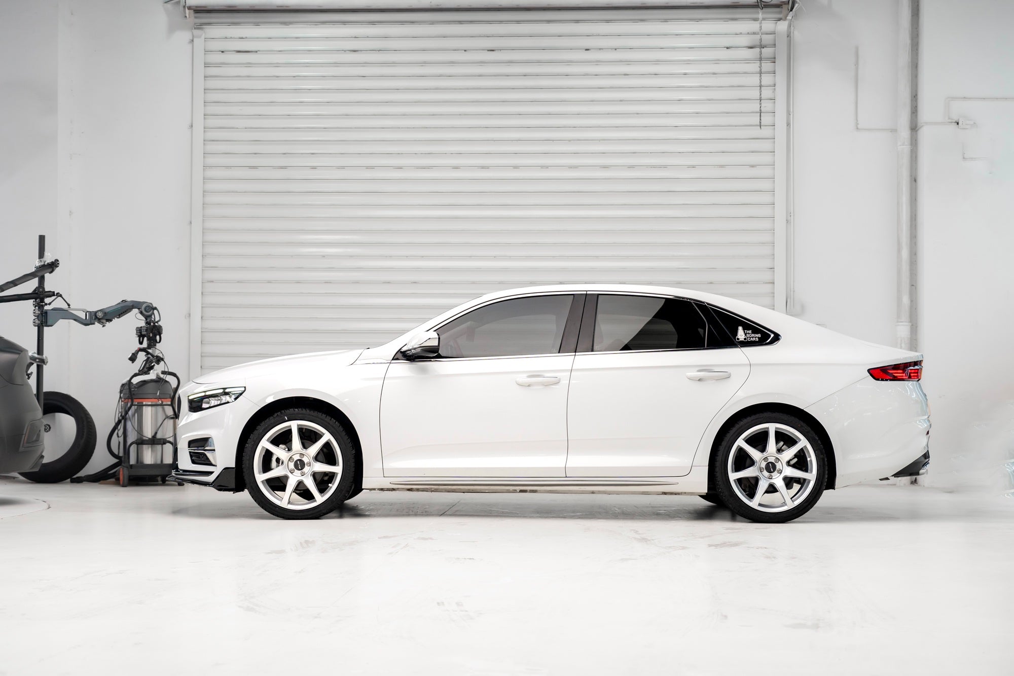 GEELY PREFACE-001-FF MR7