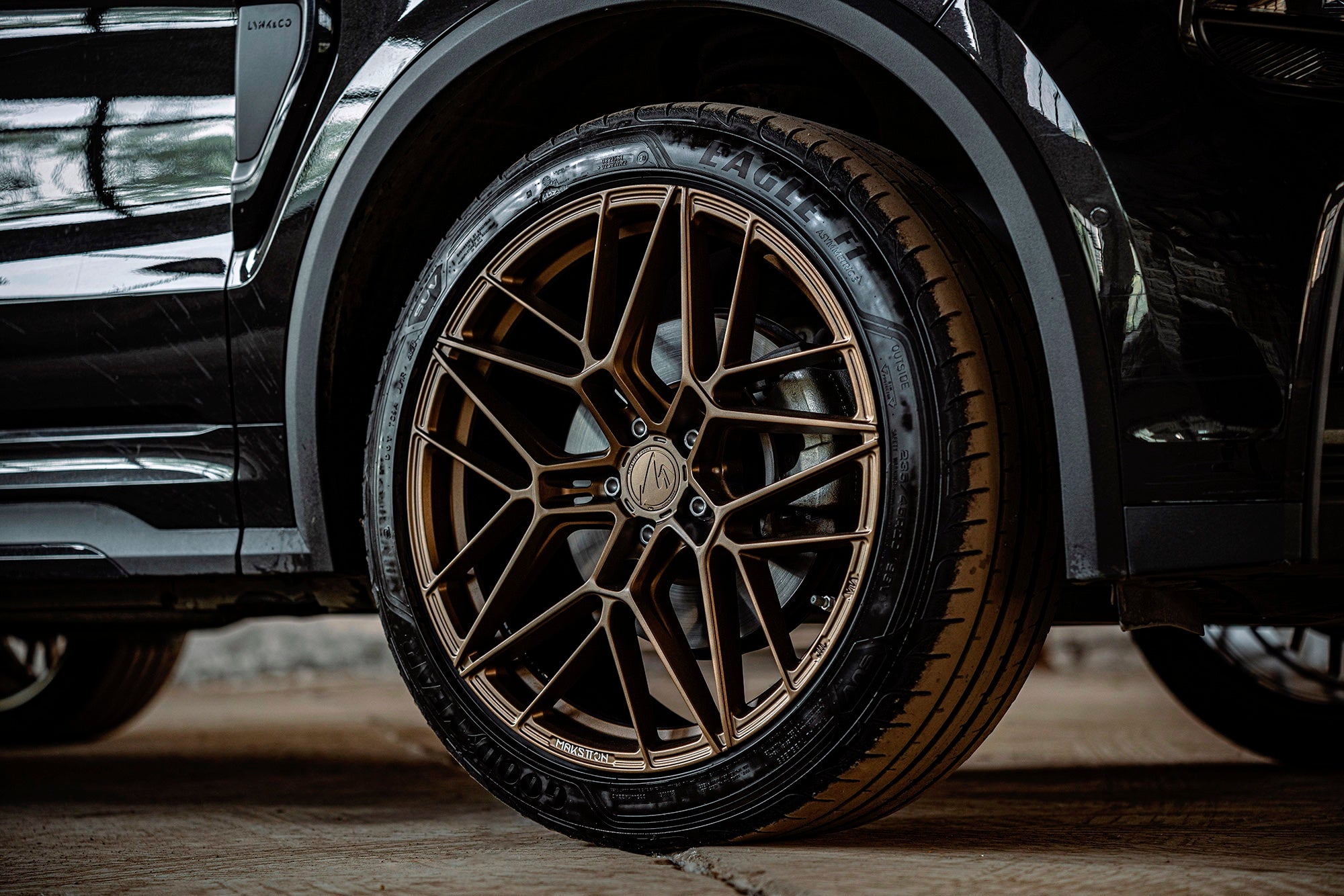 LYNK&CO 01-003-MST 718