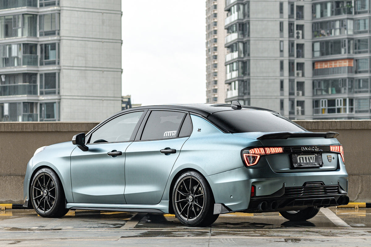 LYNK&CO 03-002-FF 011
