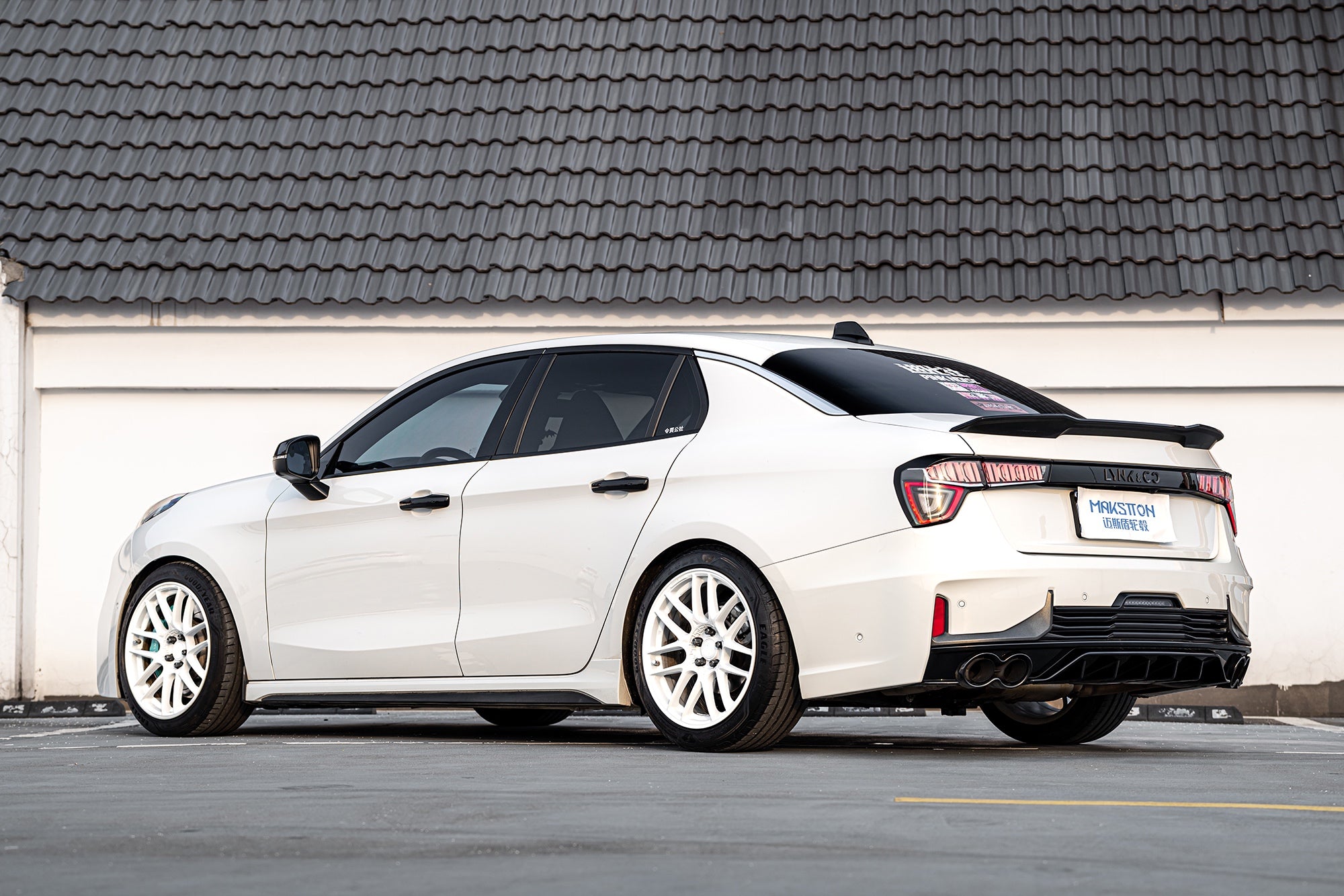 LYNK&CO 03-004-MST CK70