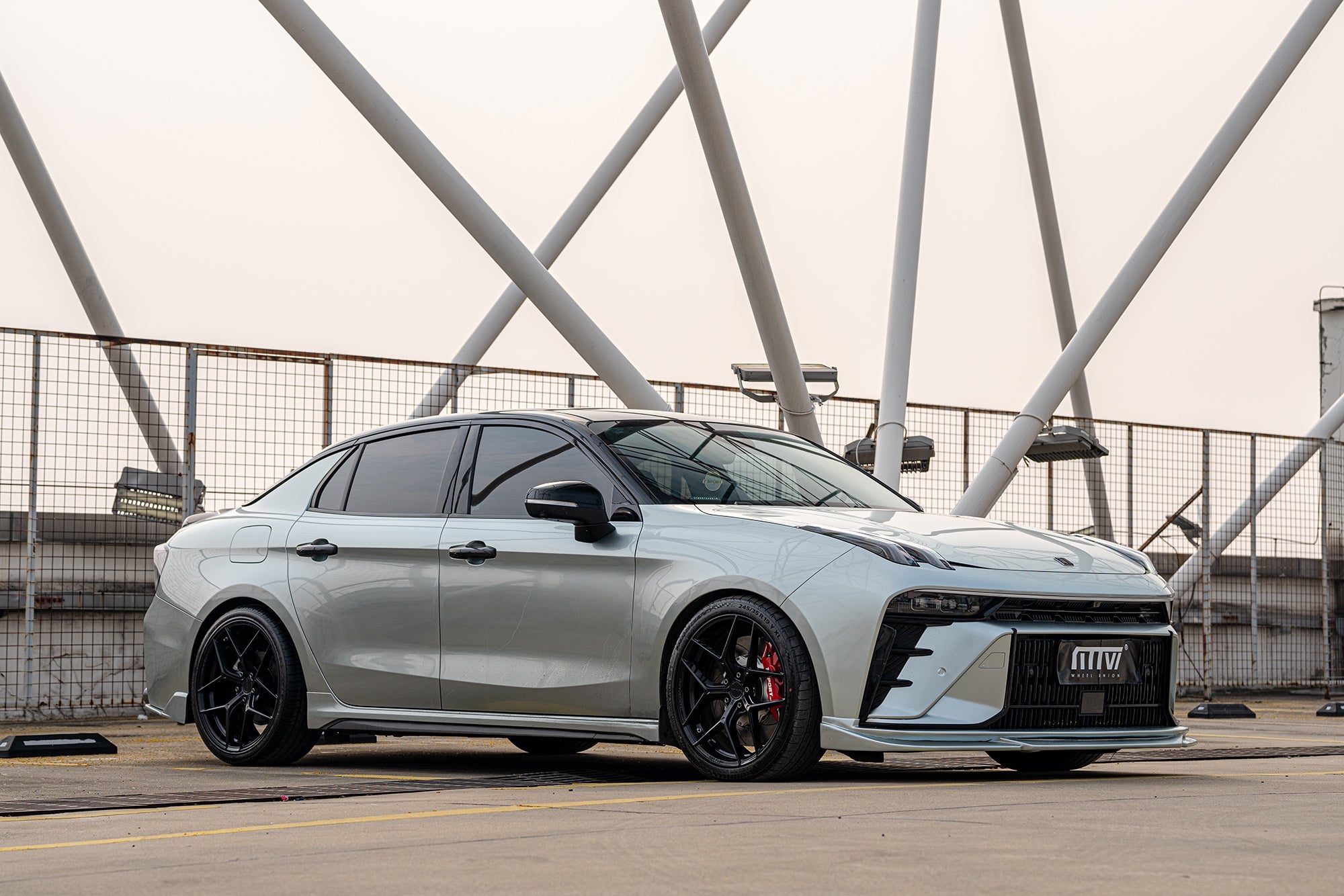 LYNK&CO 03-005-FF FK07
