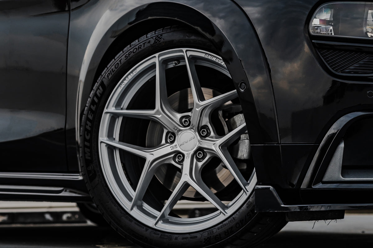 LYNK&CO 02 HATCHBACK-002-FG FK07