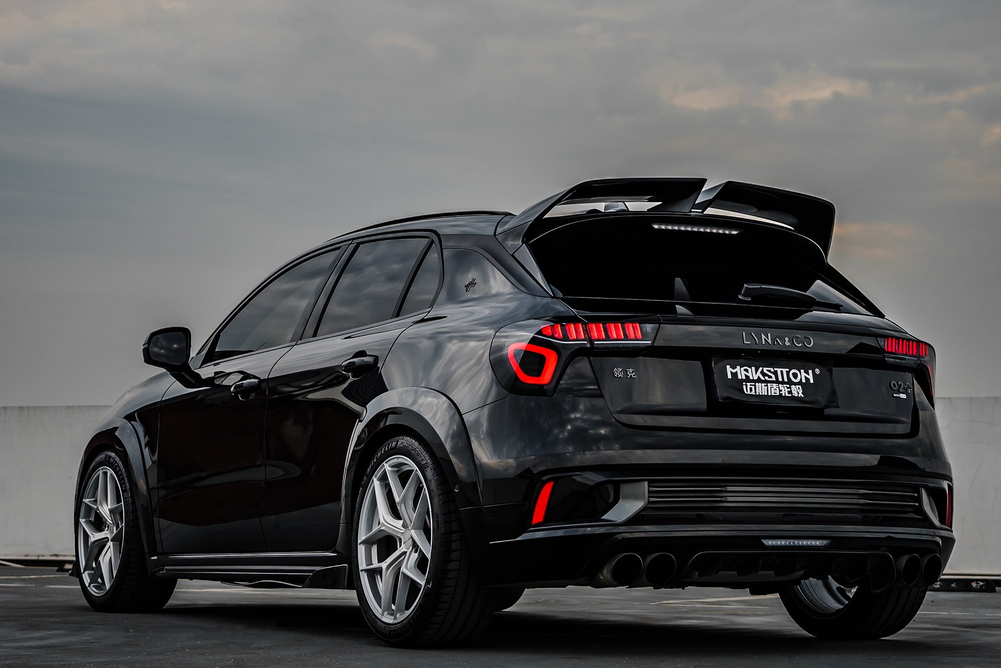 LYNK&CO 02 HATCHBACK-004-FG FK07