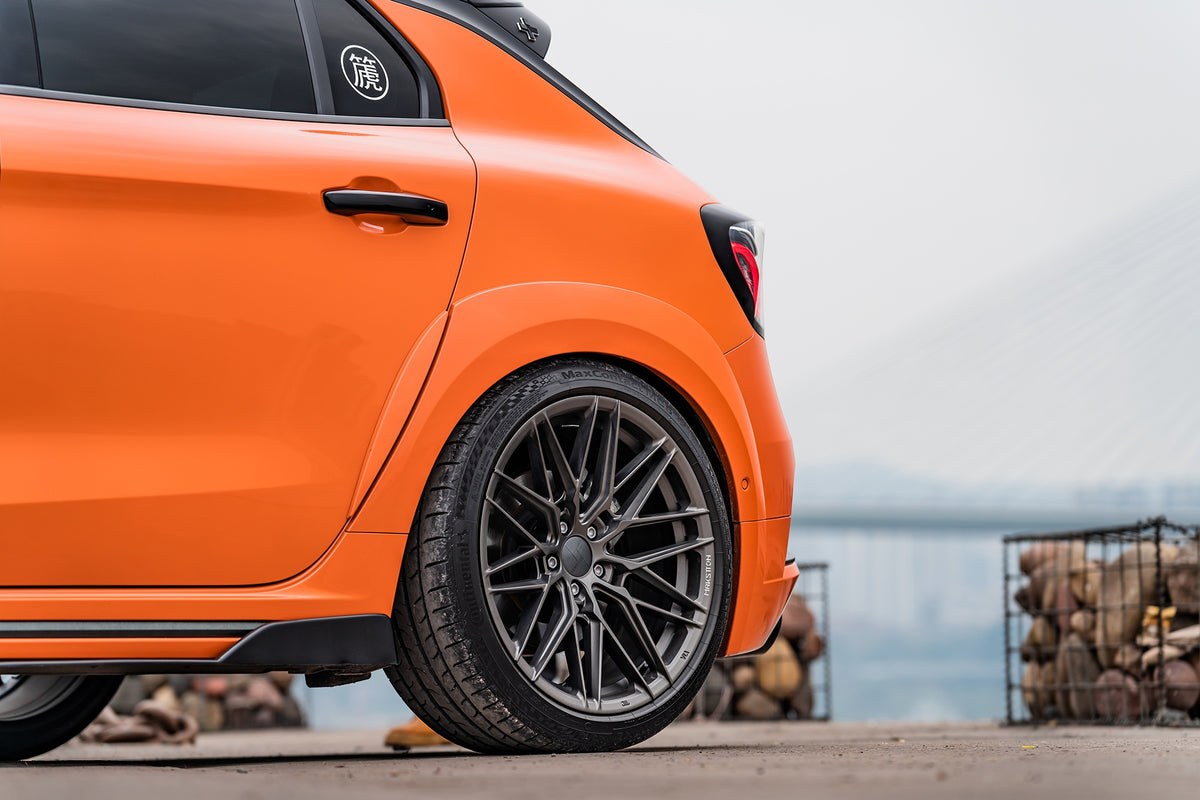 LYNK&CO 02 HATCHBACK-005-MST 715