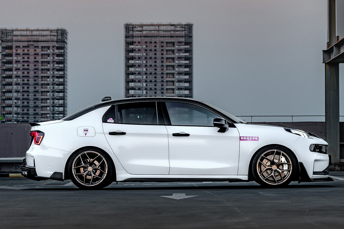 LYNK&CO 03-001-FF FK07