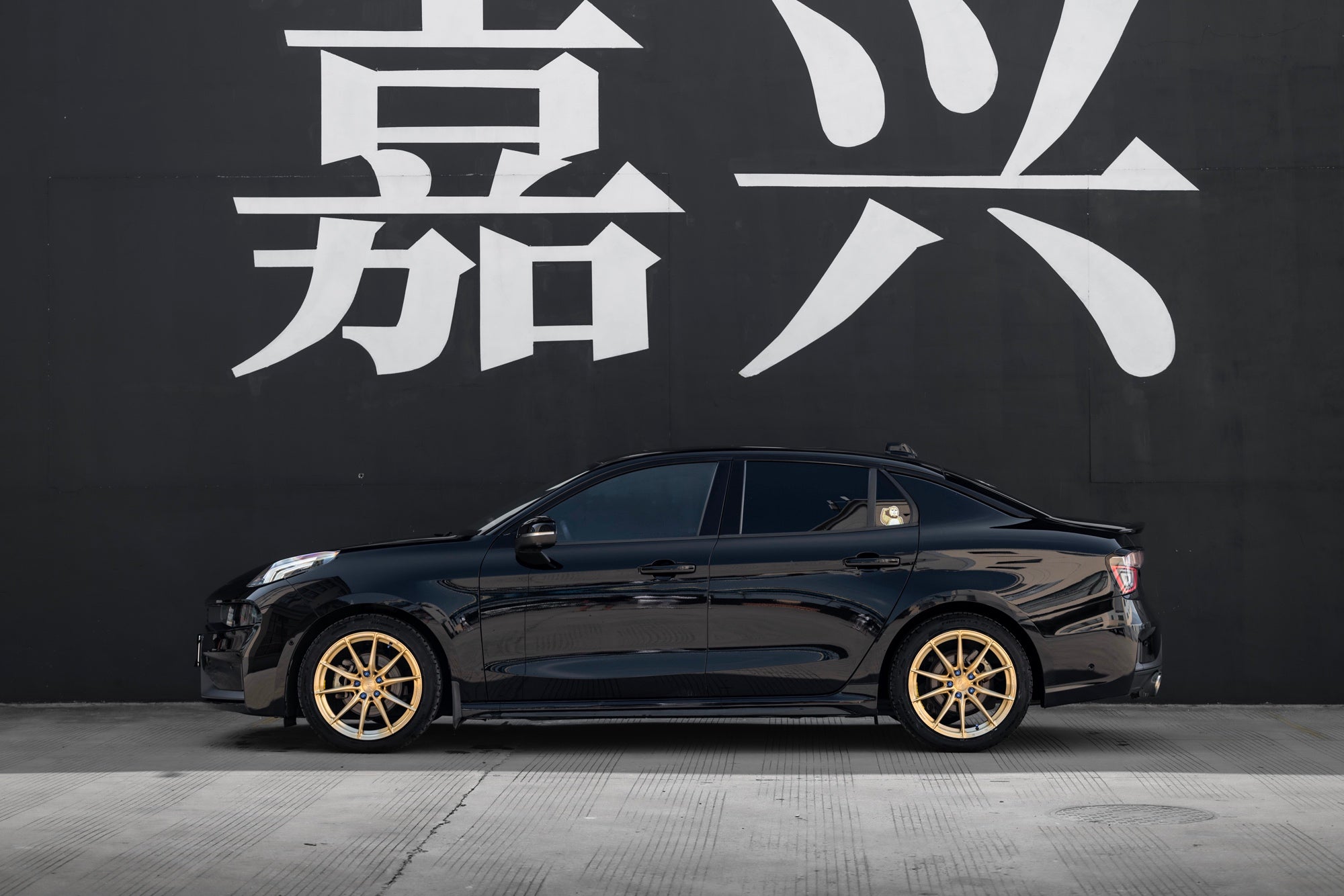 LYNK&CO 03-001-FG 011M
