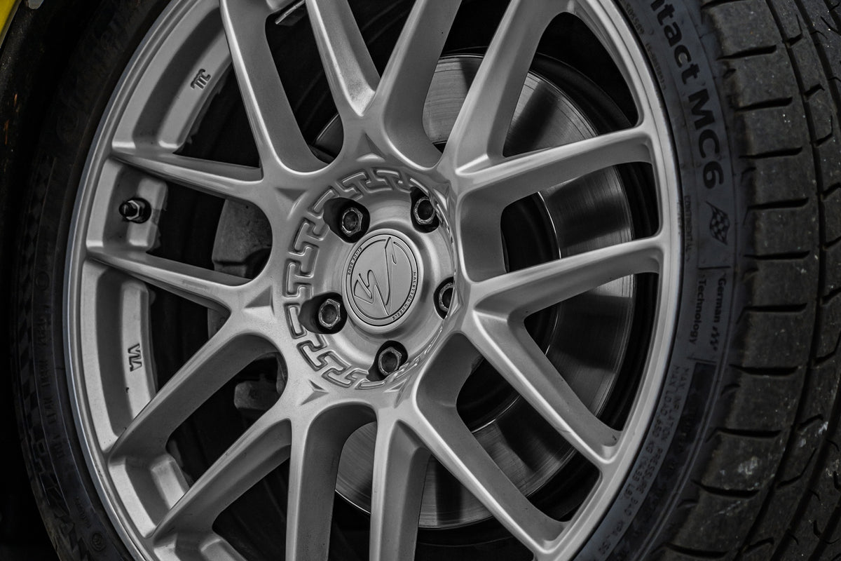 LYNK&CO 03-004-MST CK70