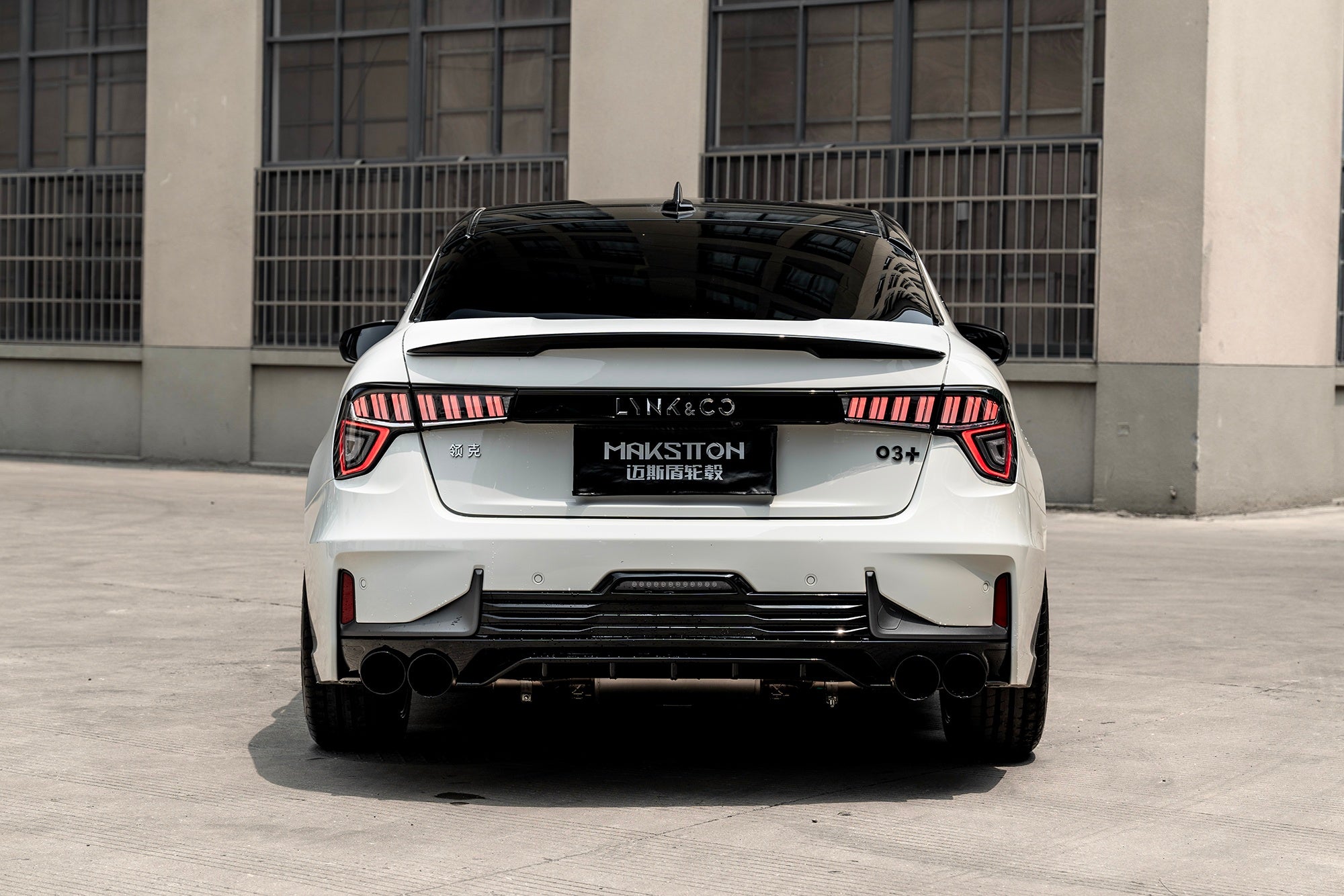 LYNK&CO 03-005-MST 713