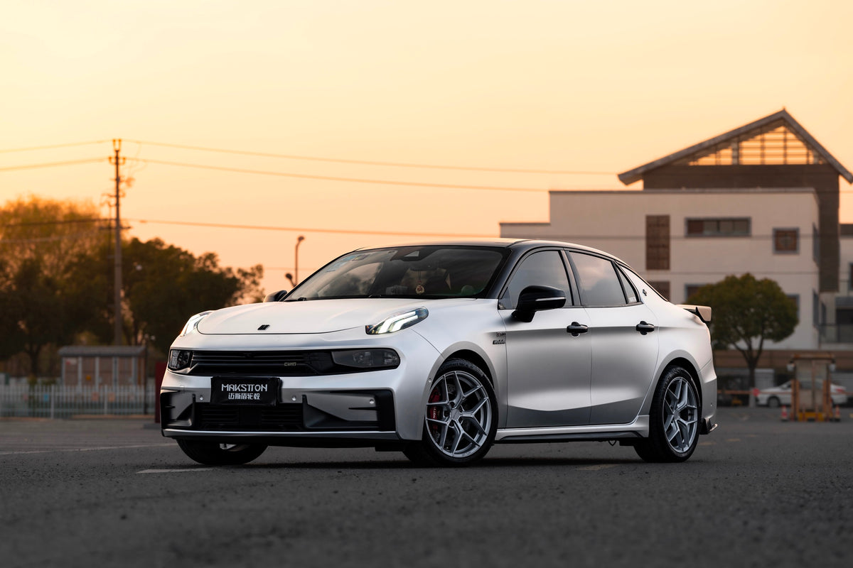 LYNK&CO 03+-002-FF FK07