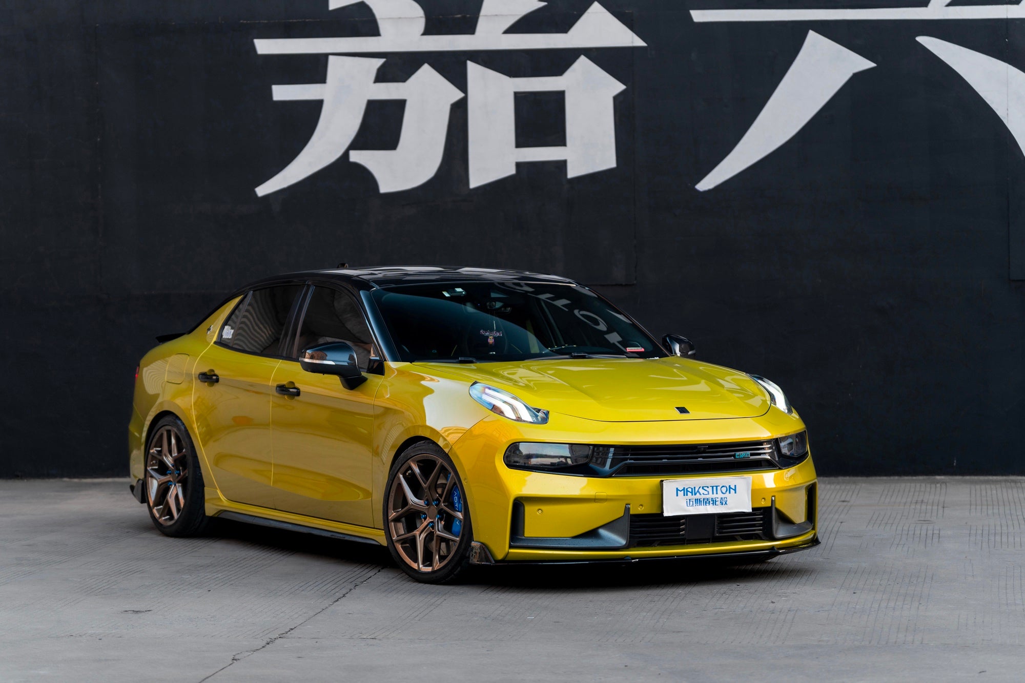 LYNK&CO 03+-002-FG FK07RLR
