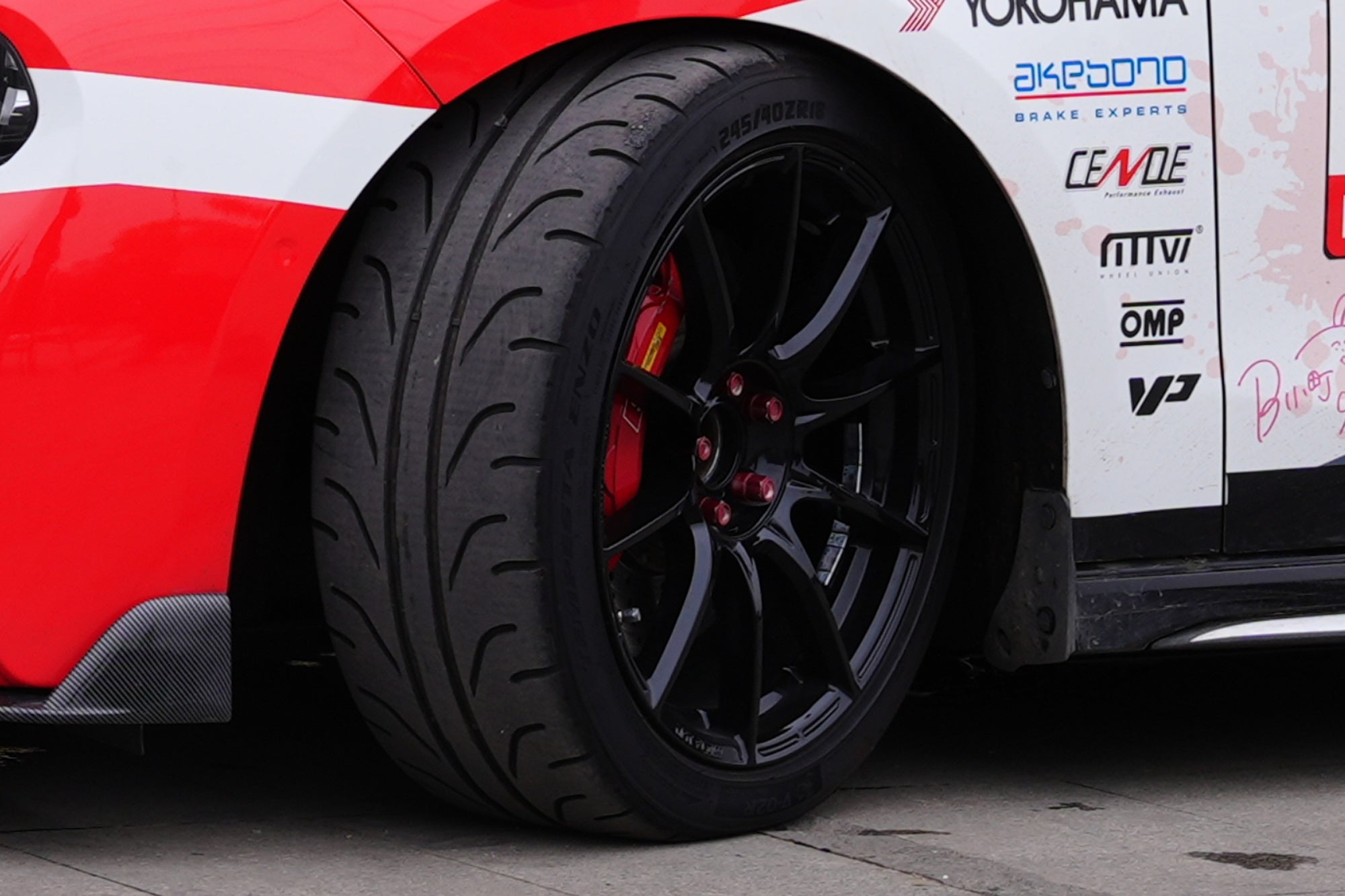 LYNK&CO 03+-004-FF FK75