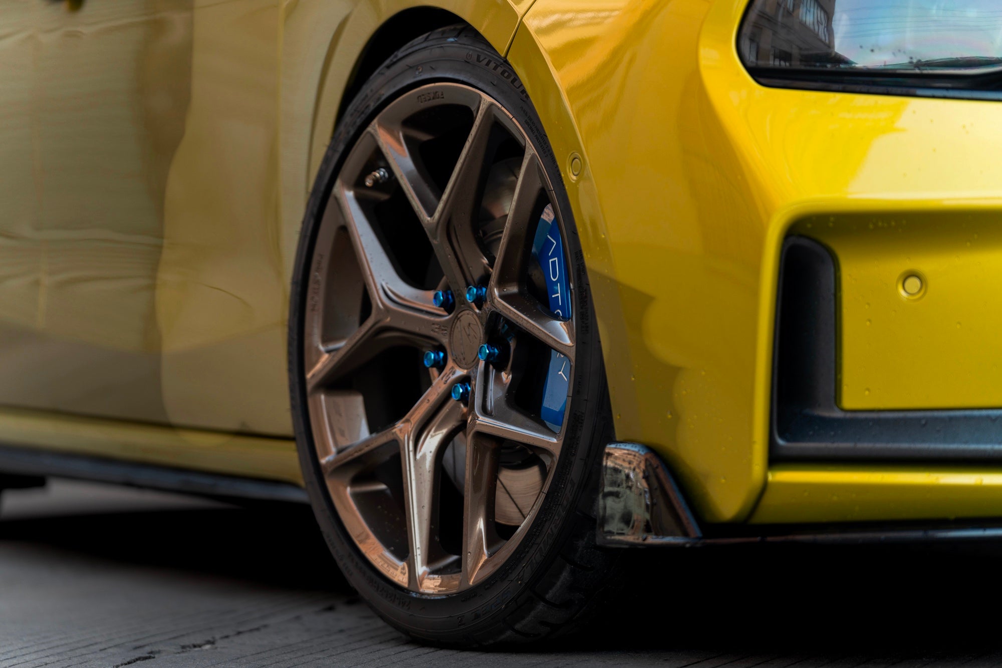 LYNK&CO 03+-006-FG FK07RLR