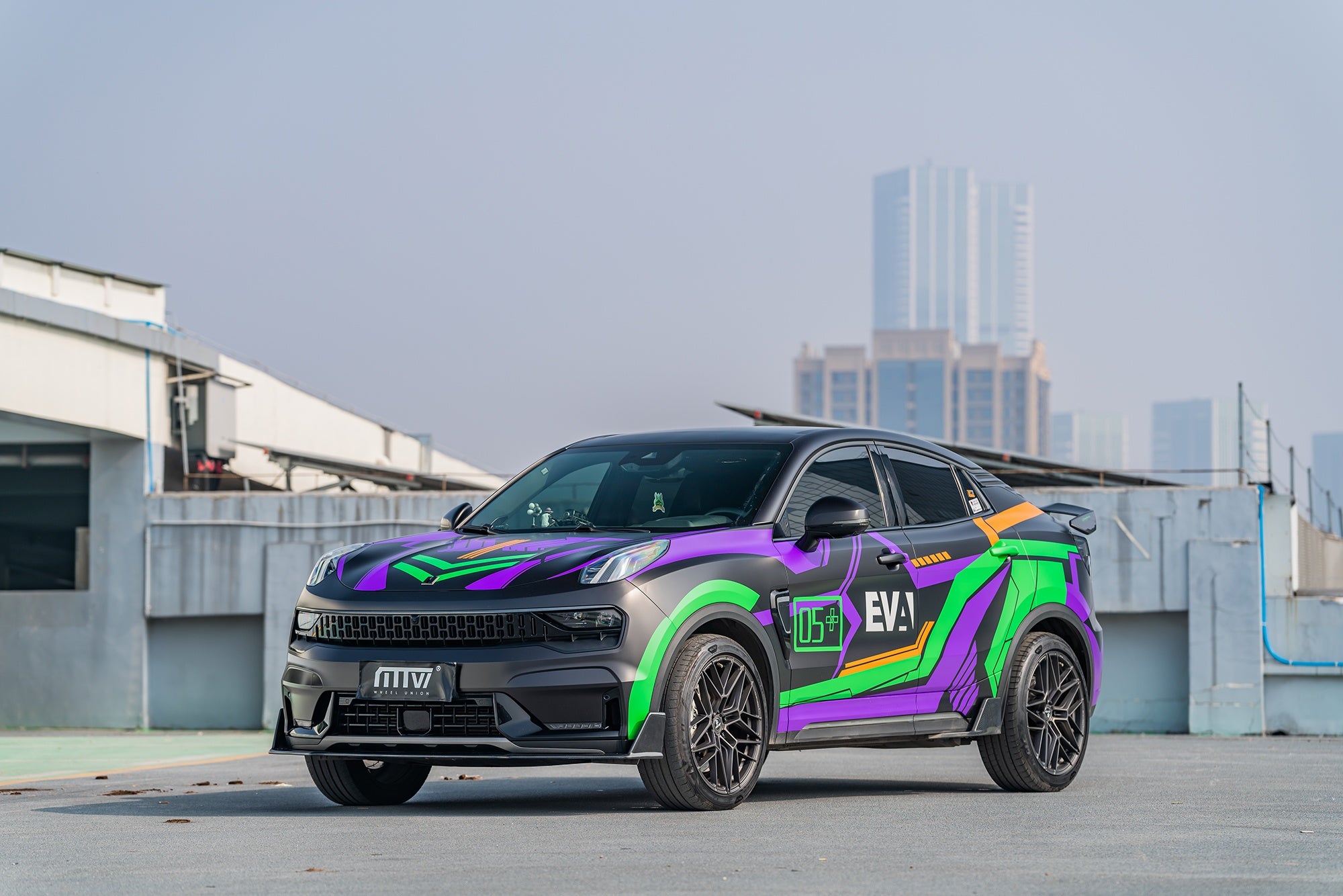 LYNK&CO 05-001-MST 718