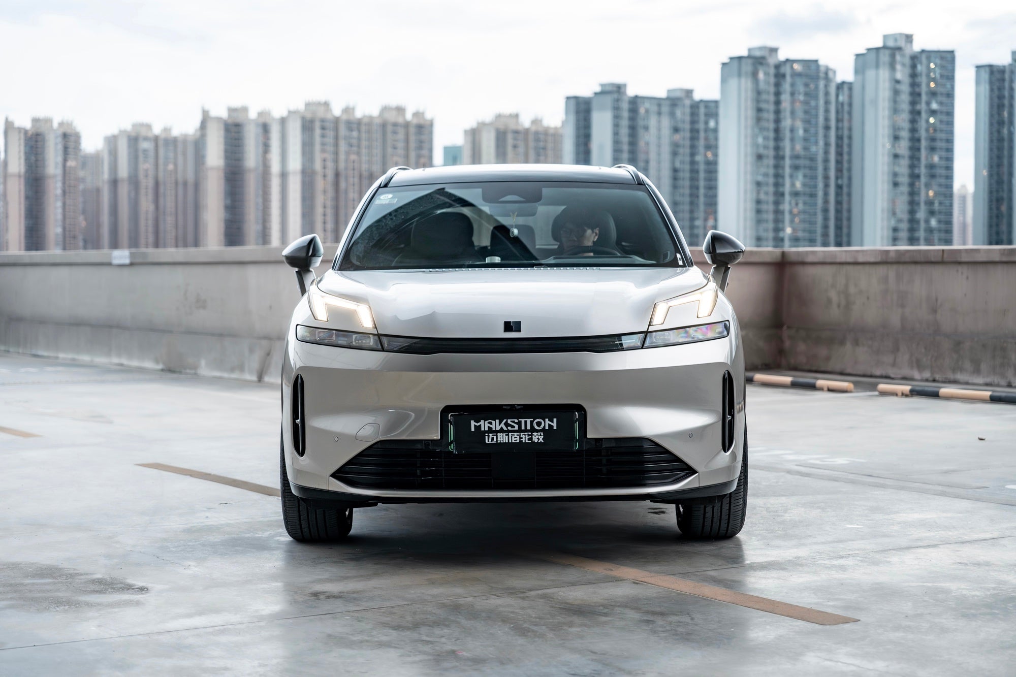 LYNK&CO 08-004-FF MR7