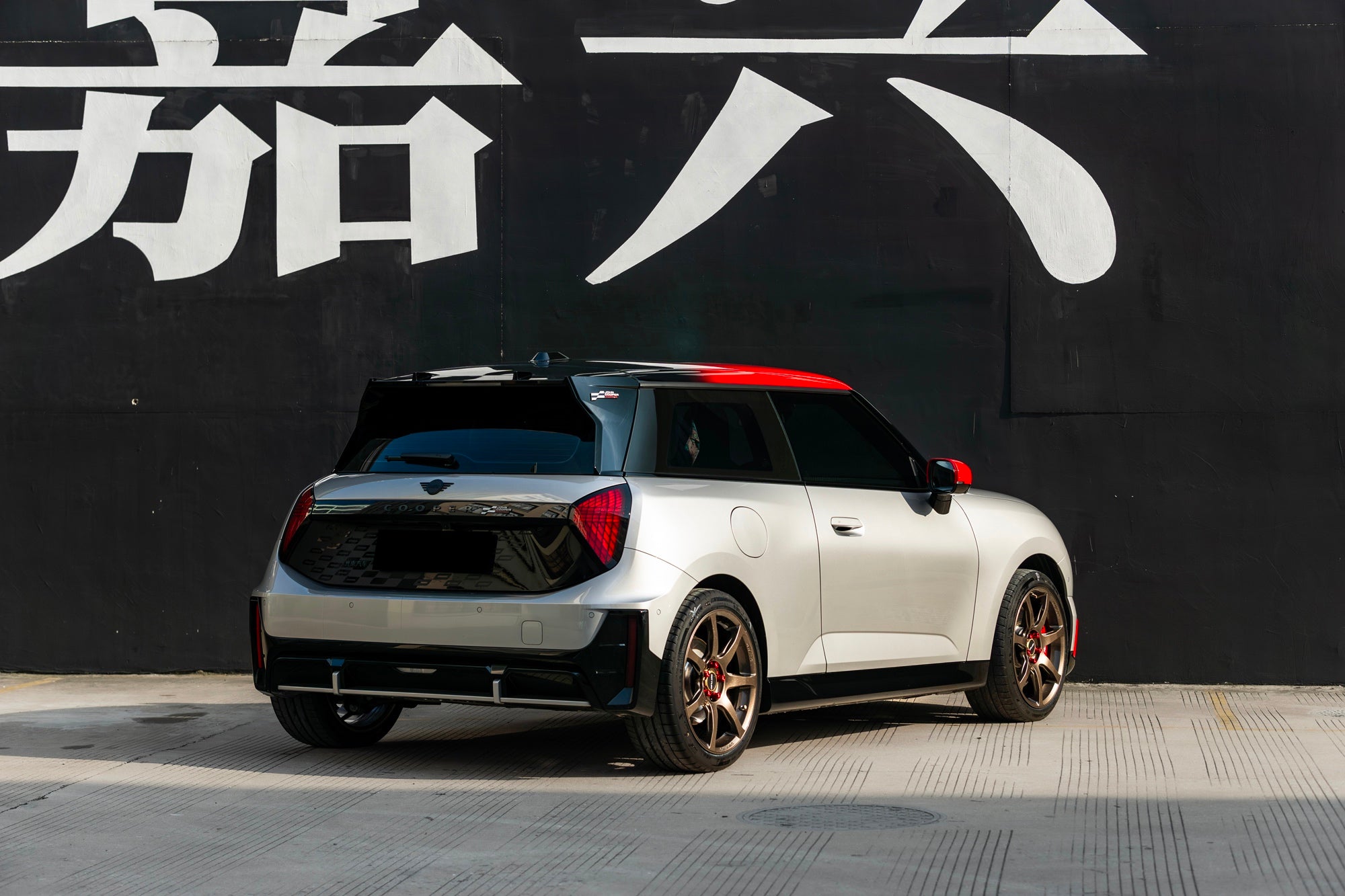 MINI JCW ELECTRIC-003-FF MR7