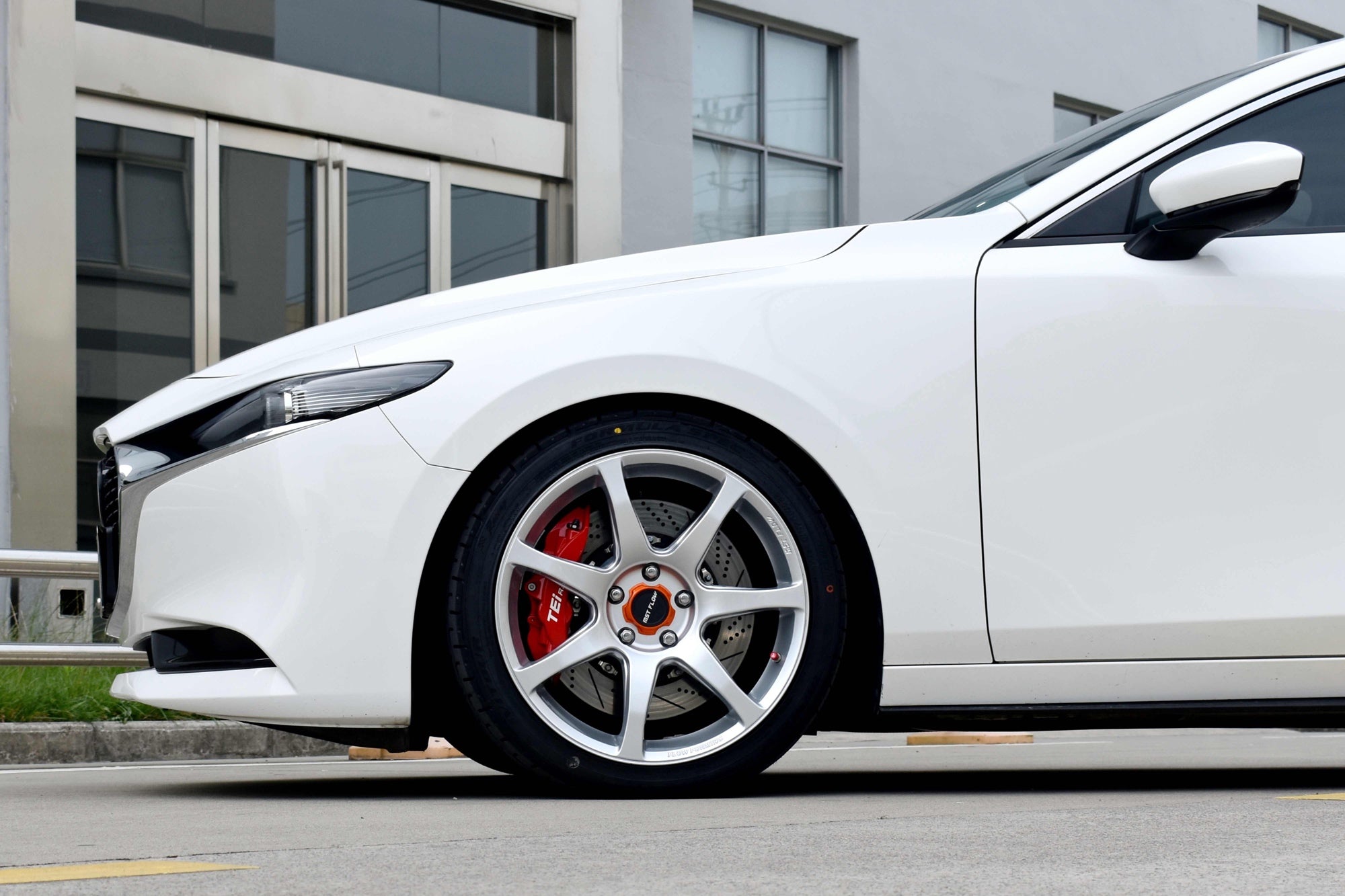 MAZDA3 AXELA-004-FF MR7