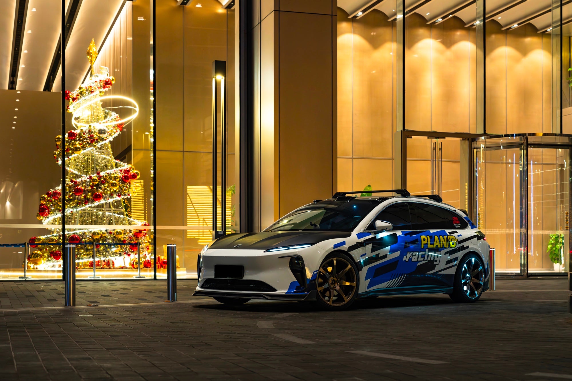 NIO ET5T-002-FG MR7