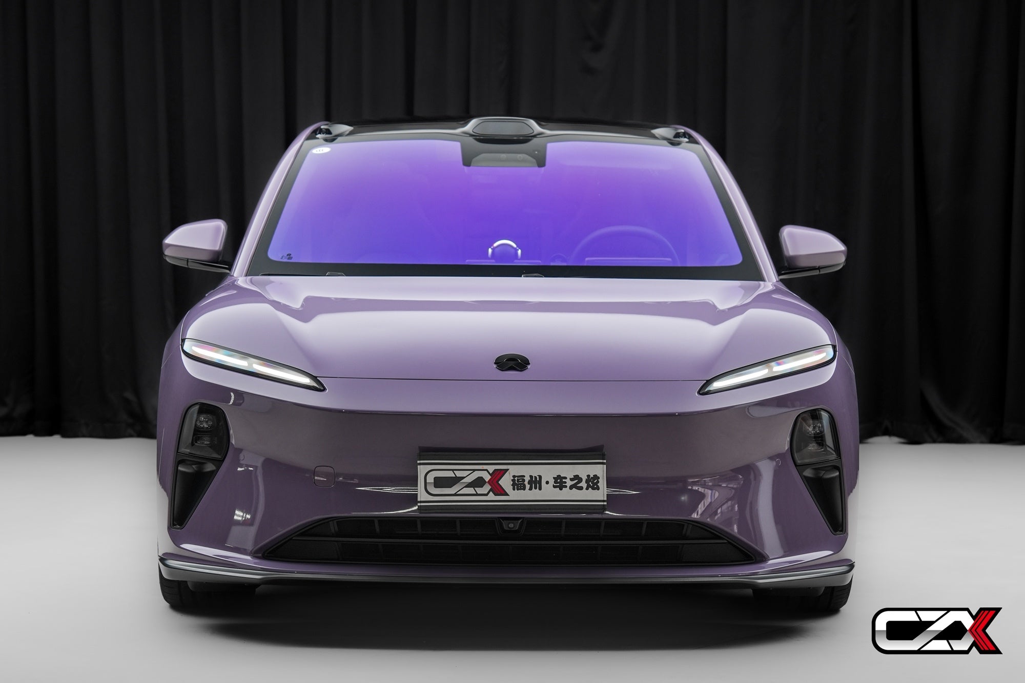 NIO ET5T-004-FF MR7