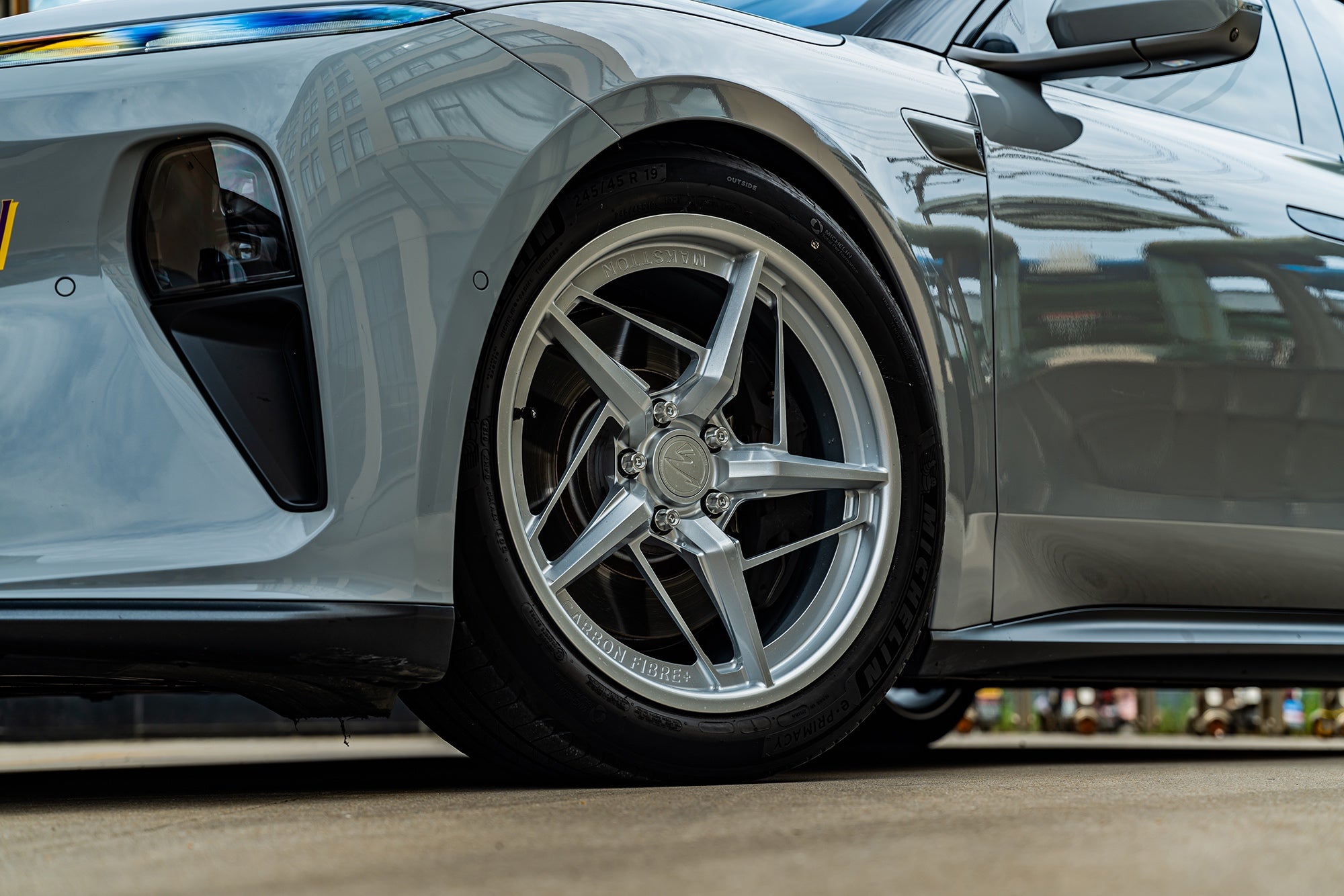 NIO ET5T-004-FG LURK5