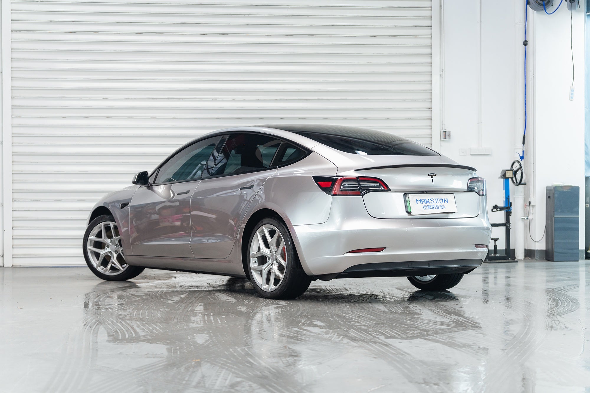 TESLA MODEL3-005-FG FK07RL