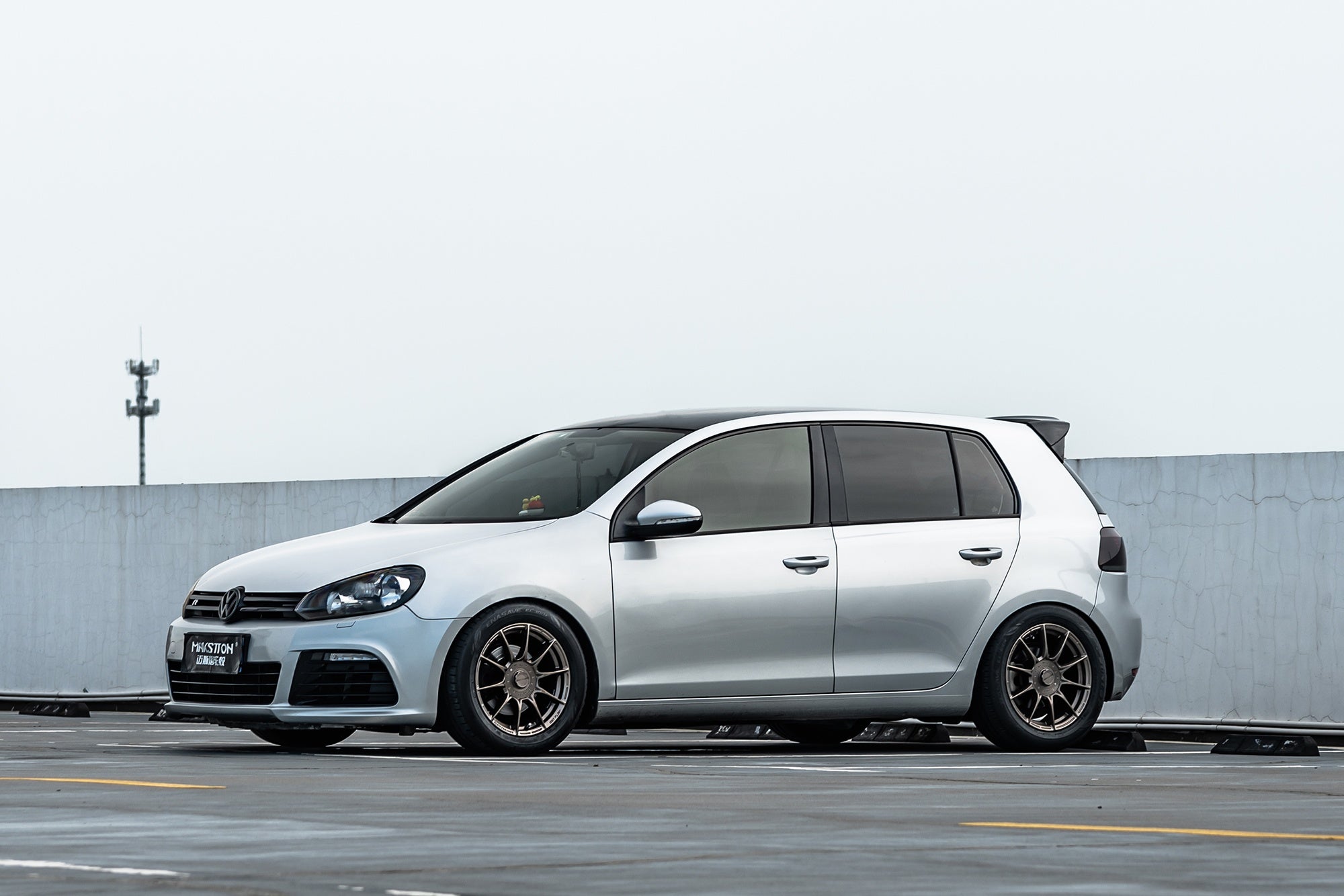VLOKSWAGEN GOLF 6TH GEN-006-FF FK75S
