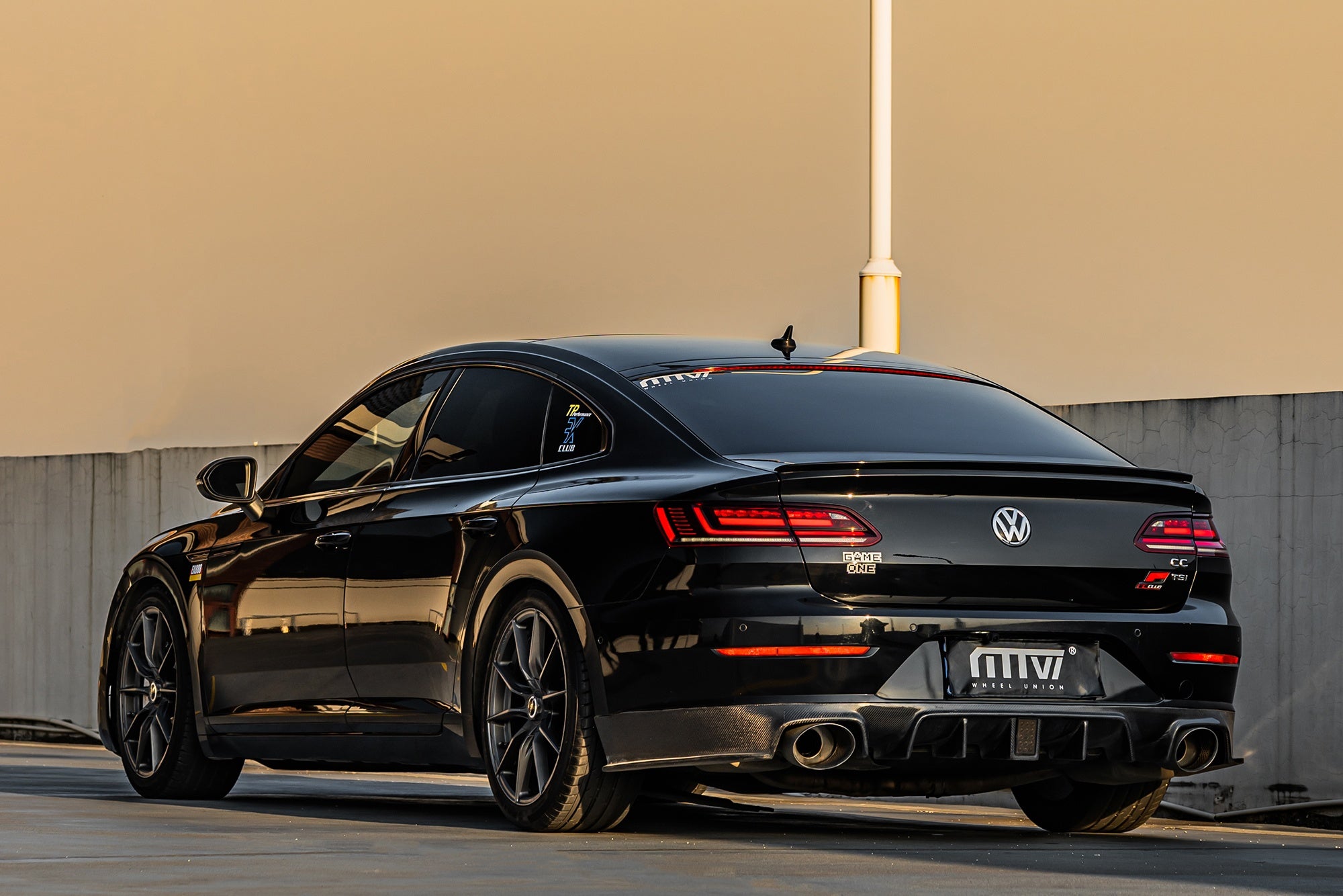 VOLKSWAGEN CC-002-FF 011