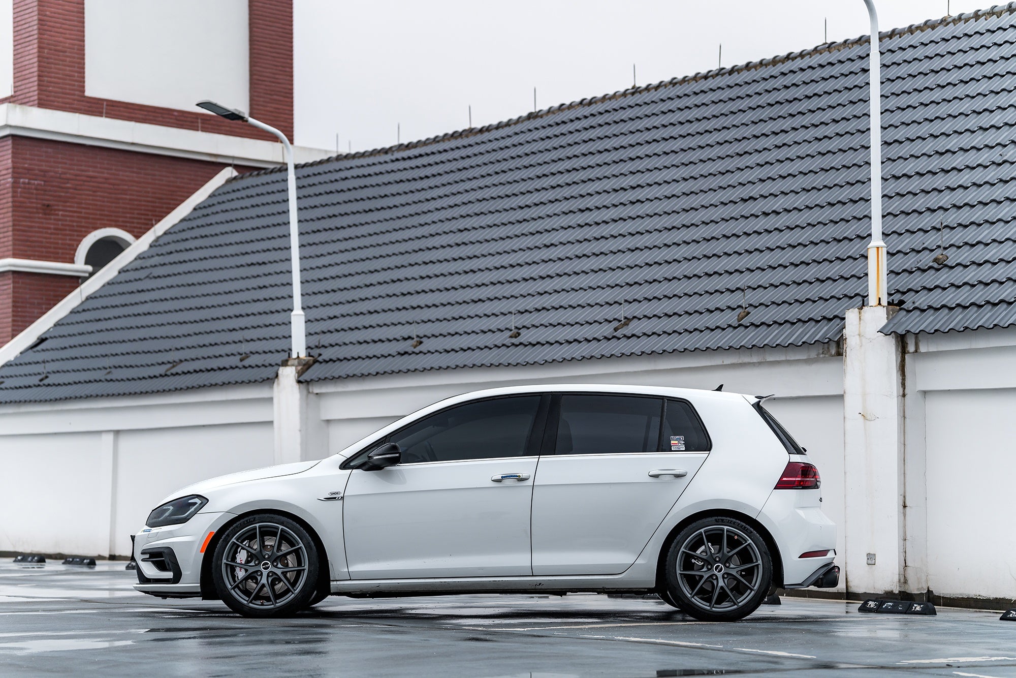 VOLKSWAGEN GOLF 7TH GEN-001-MST 669