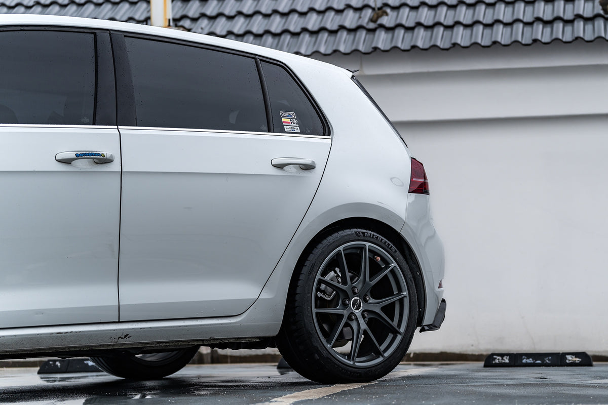 VOLKSWAGEN GOLF 7TH GEN-002-MST 669