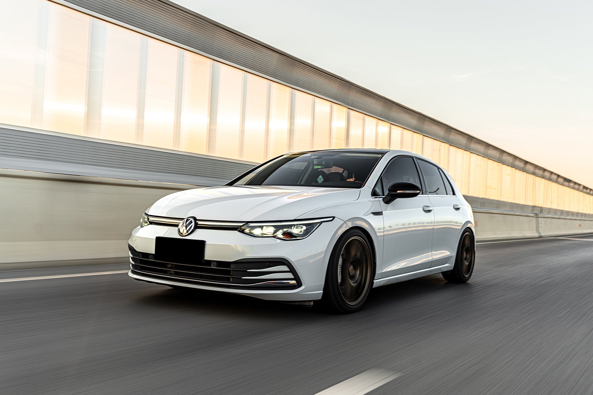 VOLKSWAGEN GOLF 8TH GEN-006-MST CK70