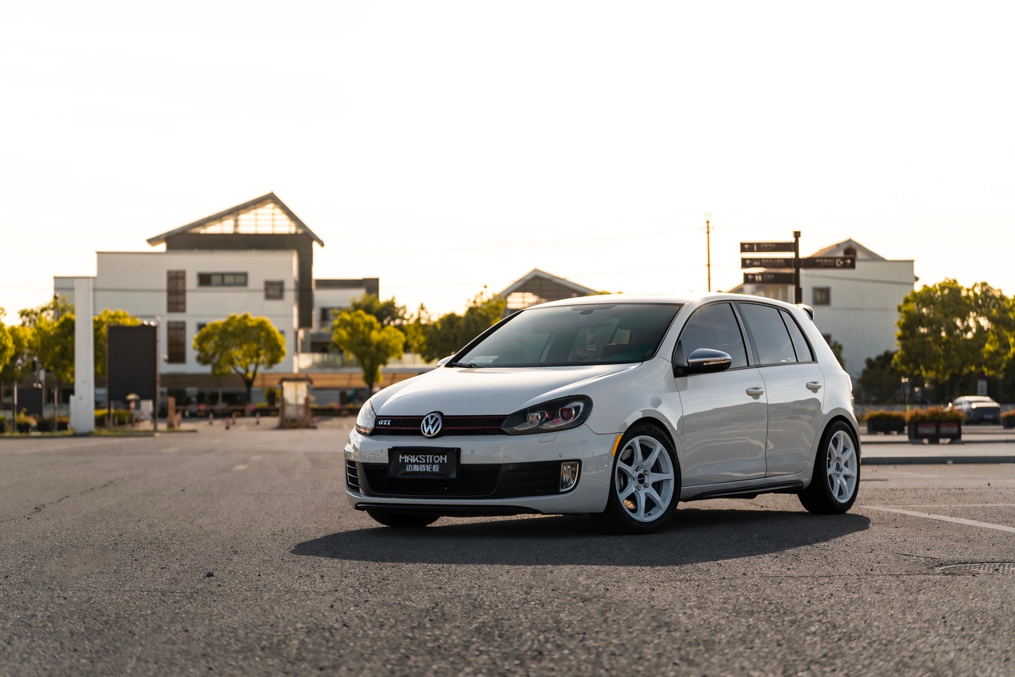 VOLKSWAGEN GOLF GTI 6TH GEN-002-FF MR7
