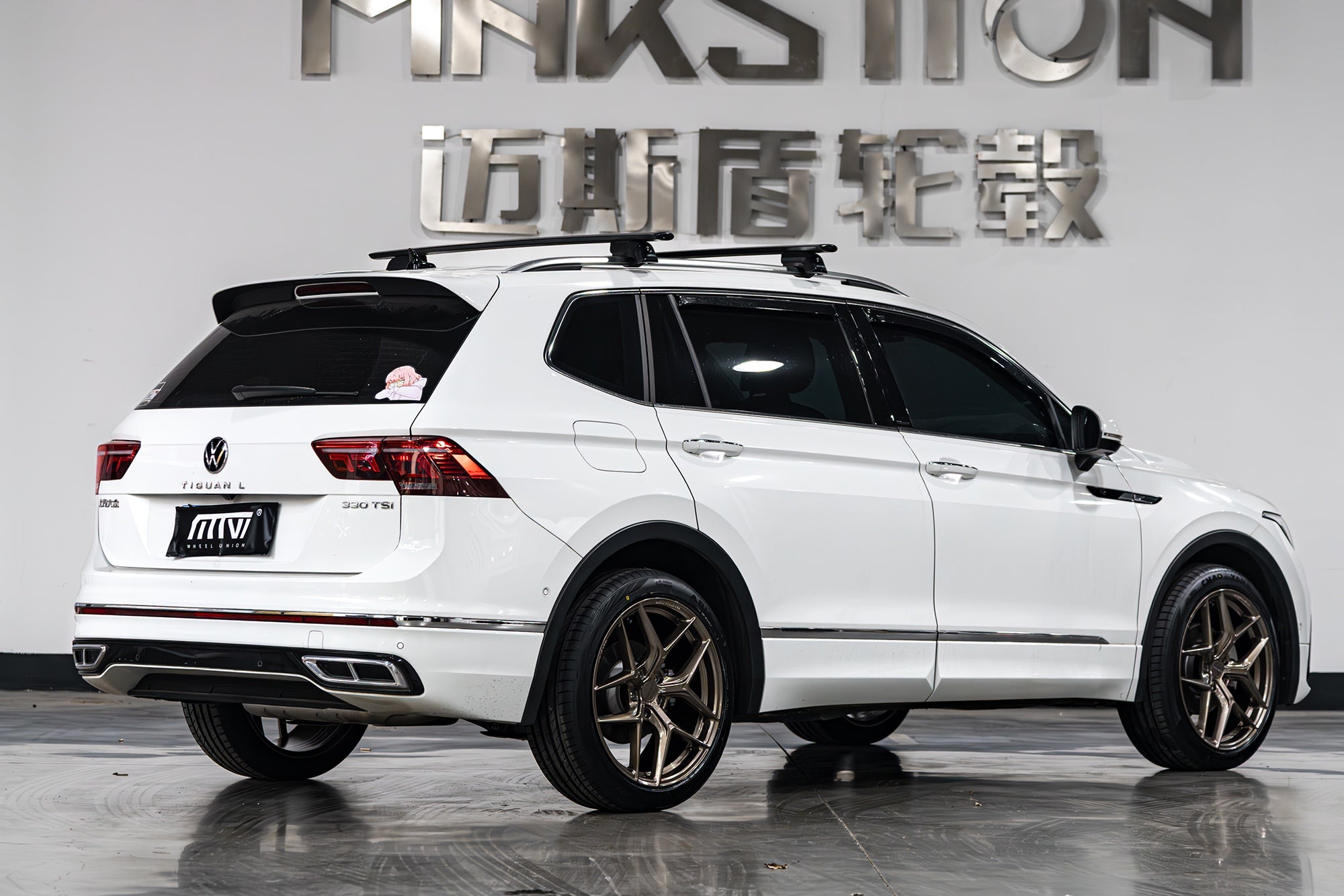 VOLKSWAGEN TIGUAN L-002-FF FK07