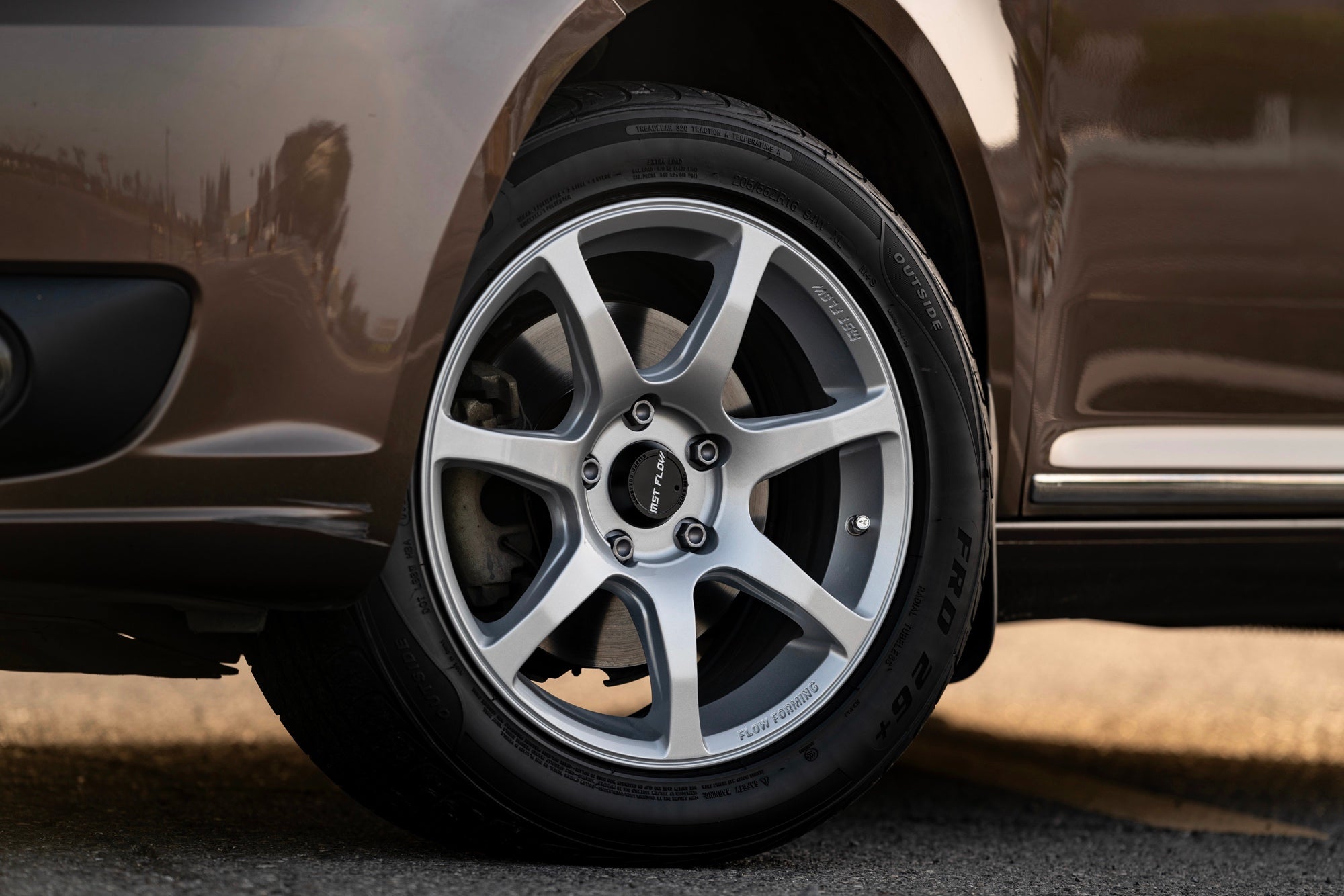 VOLKSWAGEN TOURAN-006-FF MR7S