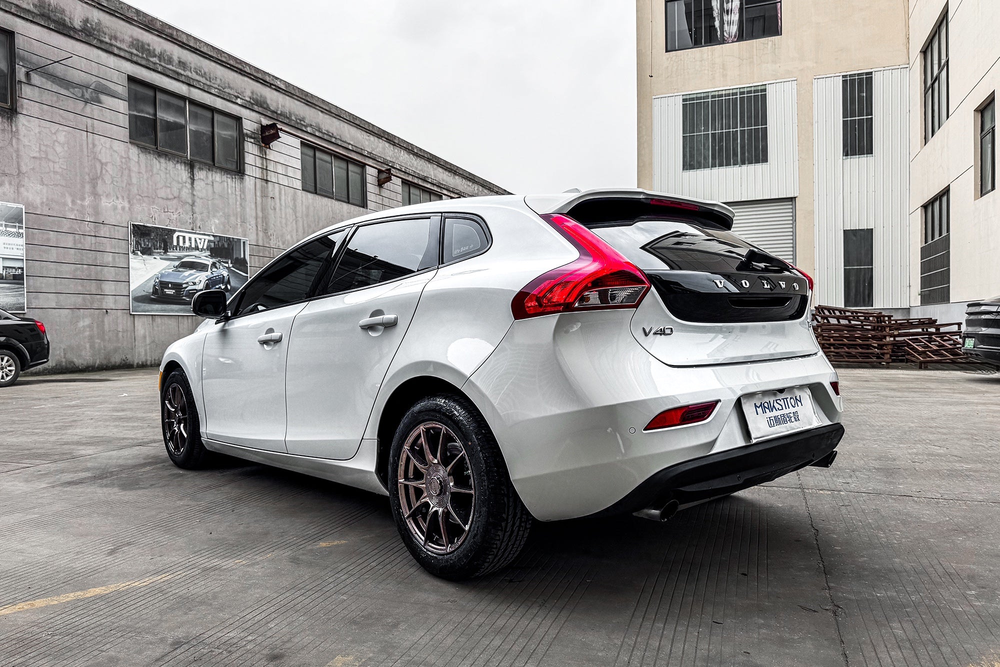 VOLVO V40-002-FF FK75S