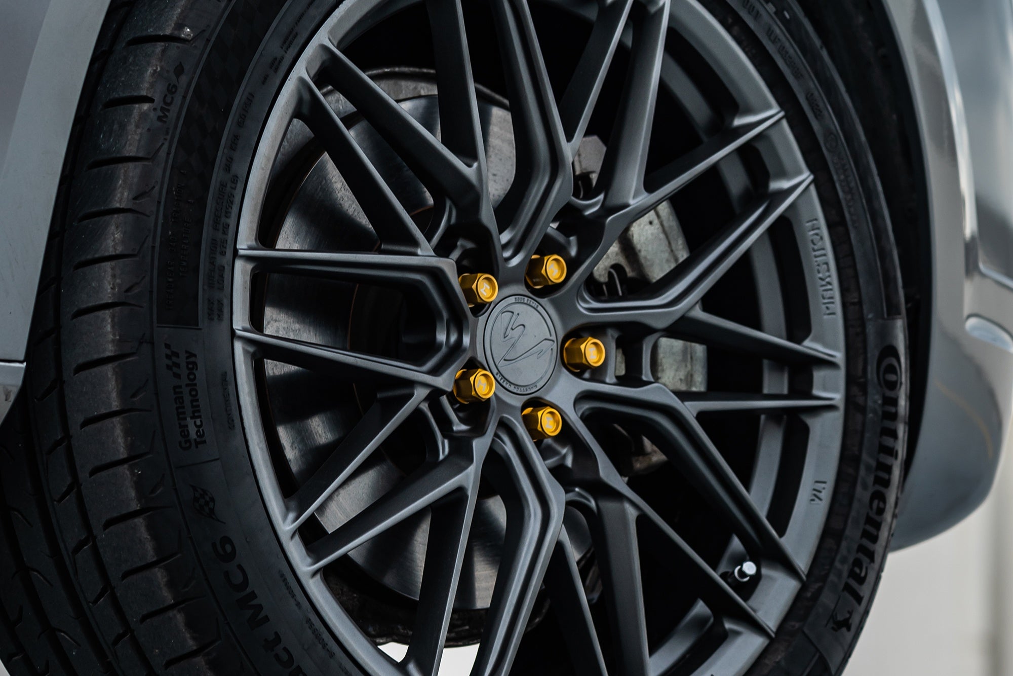 VOLVO V90CC-003-FG 715