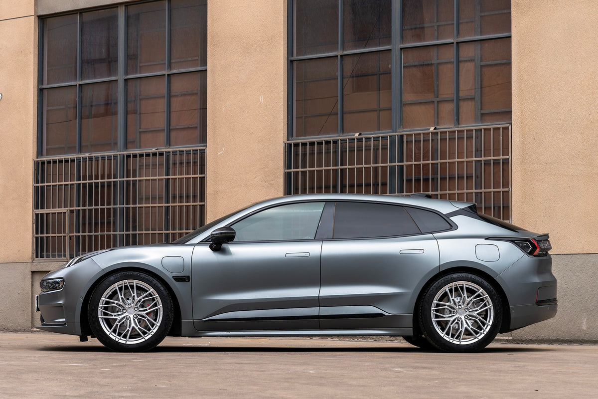 ZEEKR 001-001-FF FK08
