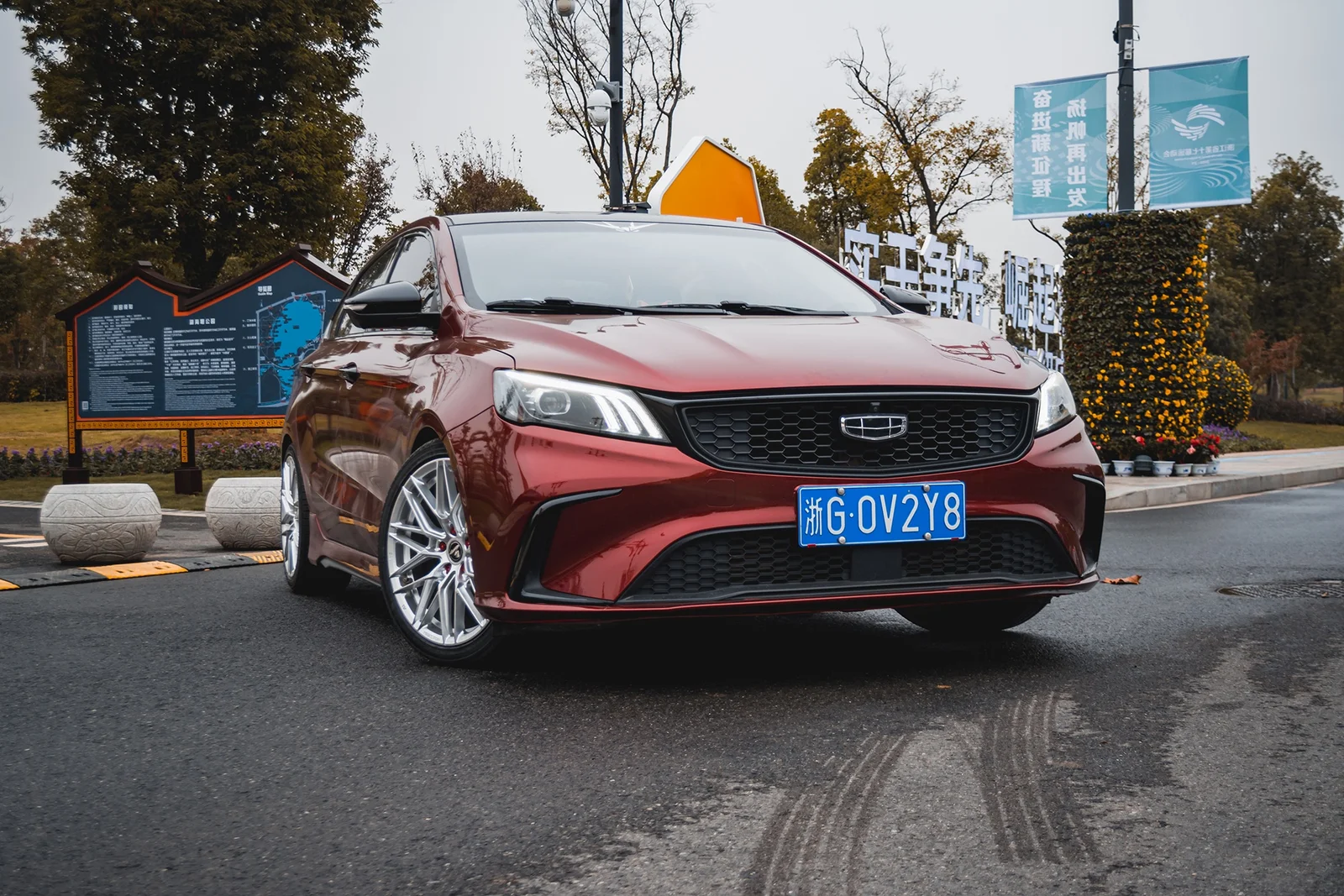 吉利缤瑞 · MST 715 轮毂装车实拍，第1张