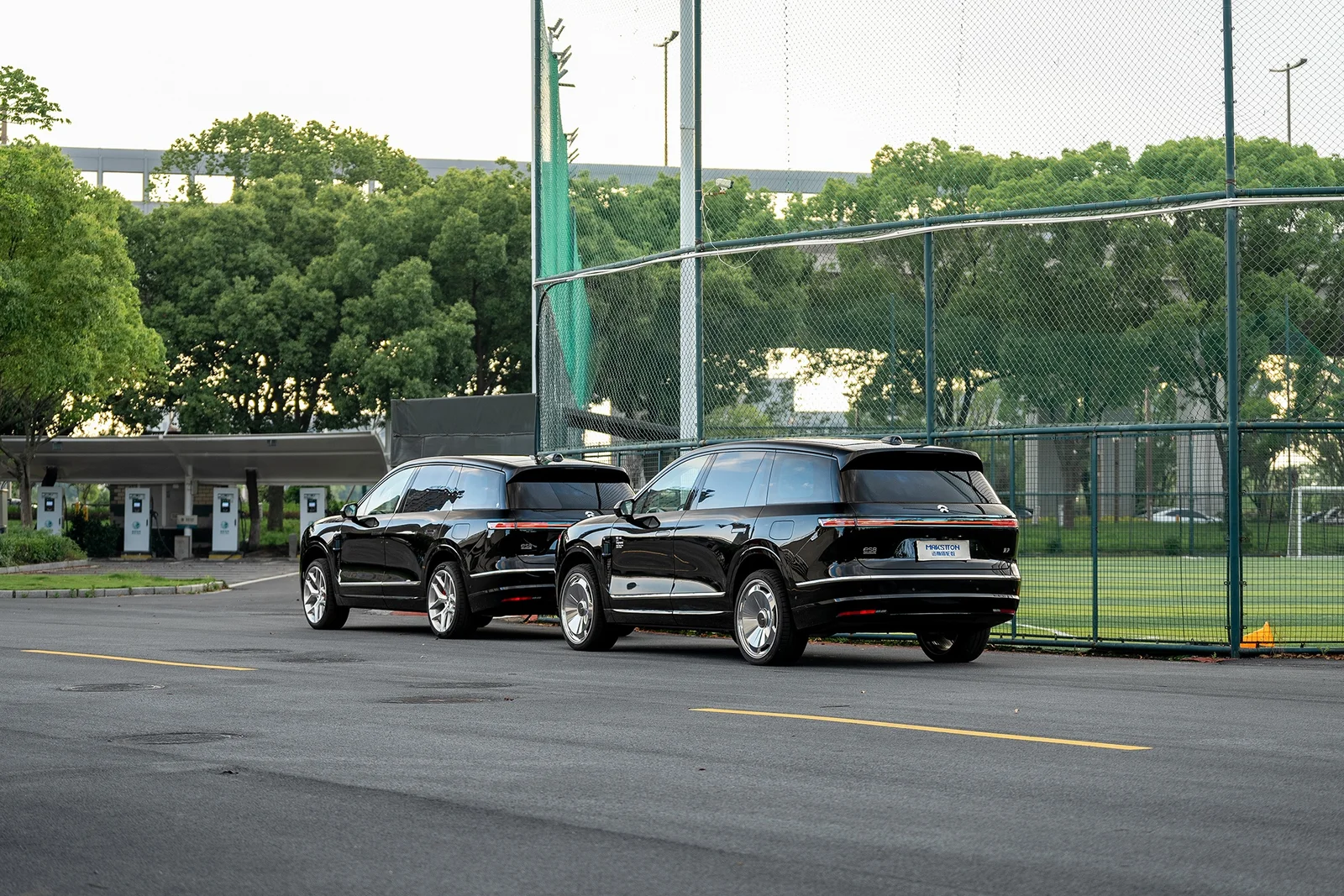 蔚来ES8 · FG FK07R / FG BO03 轮毂装车实拍，第7张