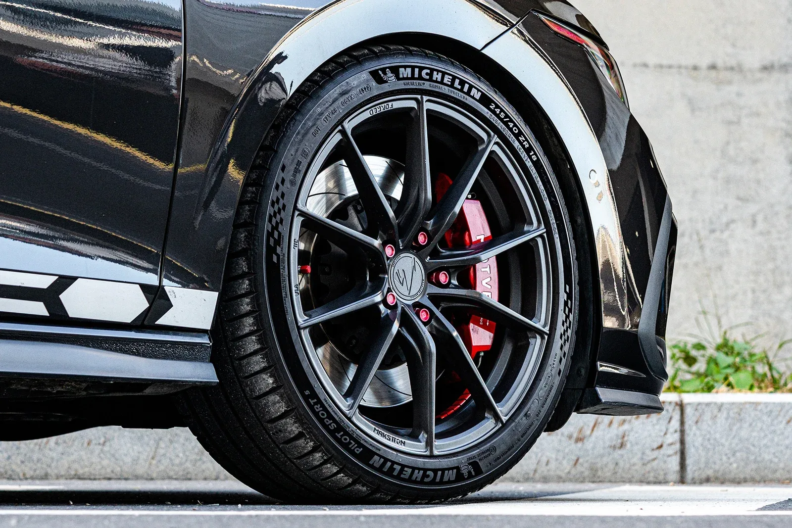 大众高尔夫八代GTI · FG 011M 轮毂装车实拍，第2张
